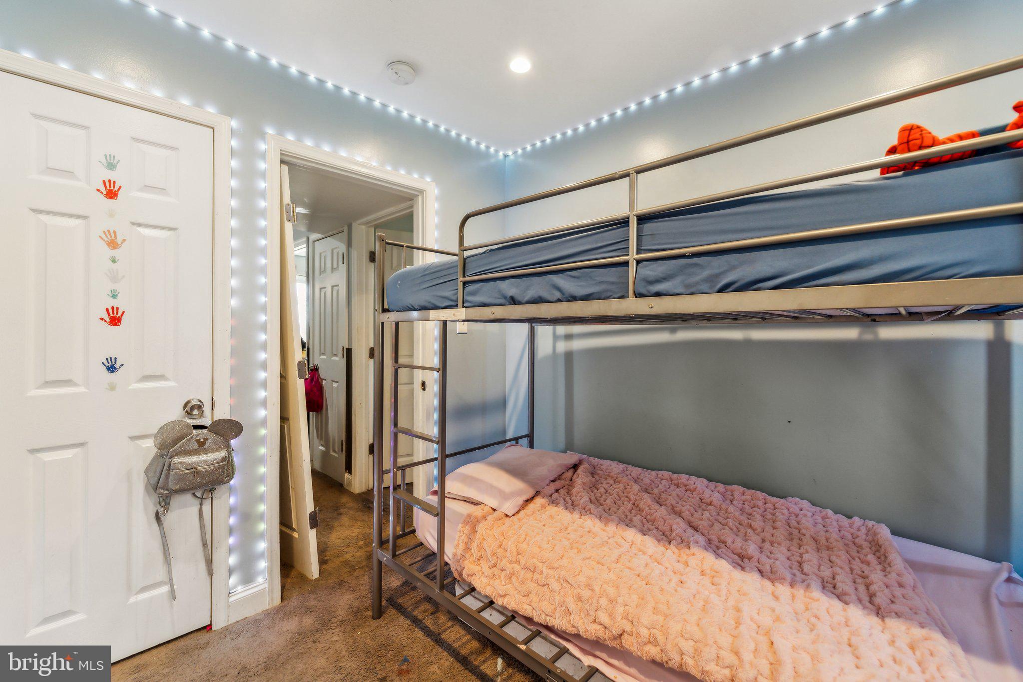 GLASSMANOR - Residential