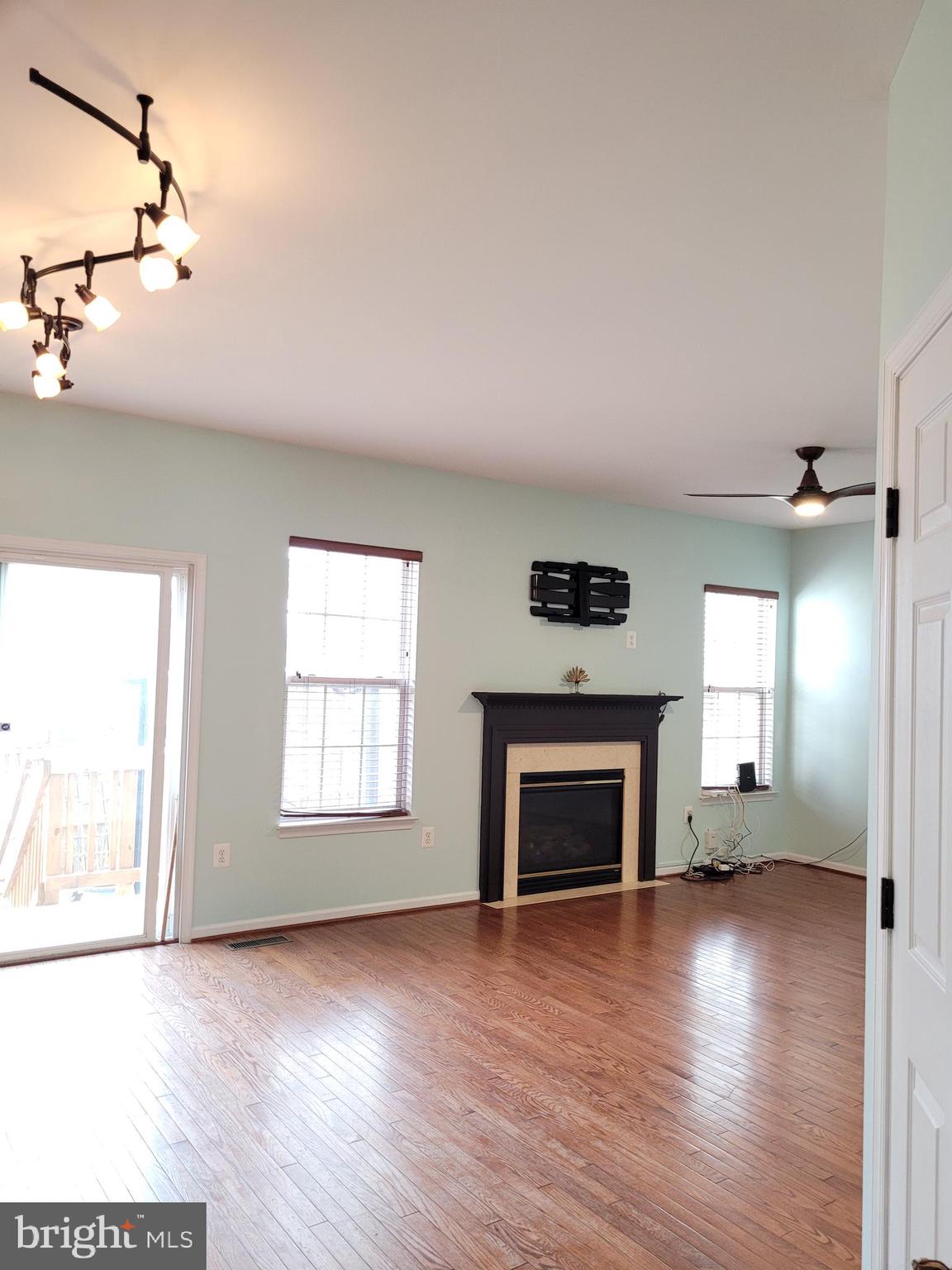 ALTA COURTHOUSE SQUARE - Residential