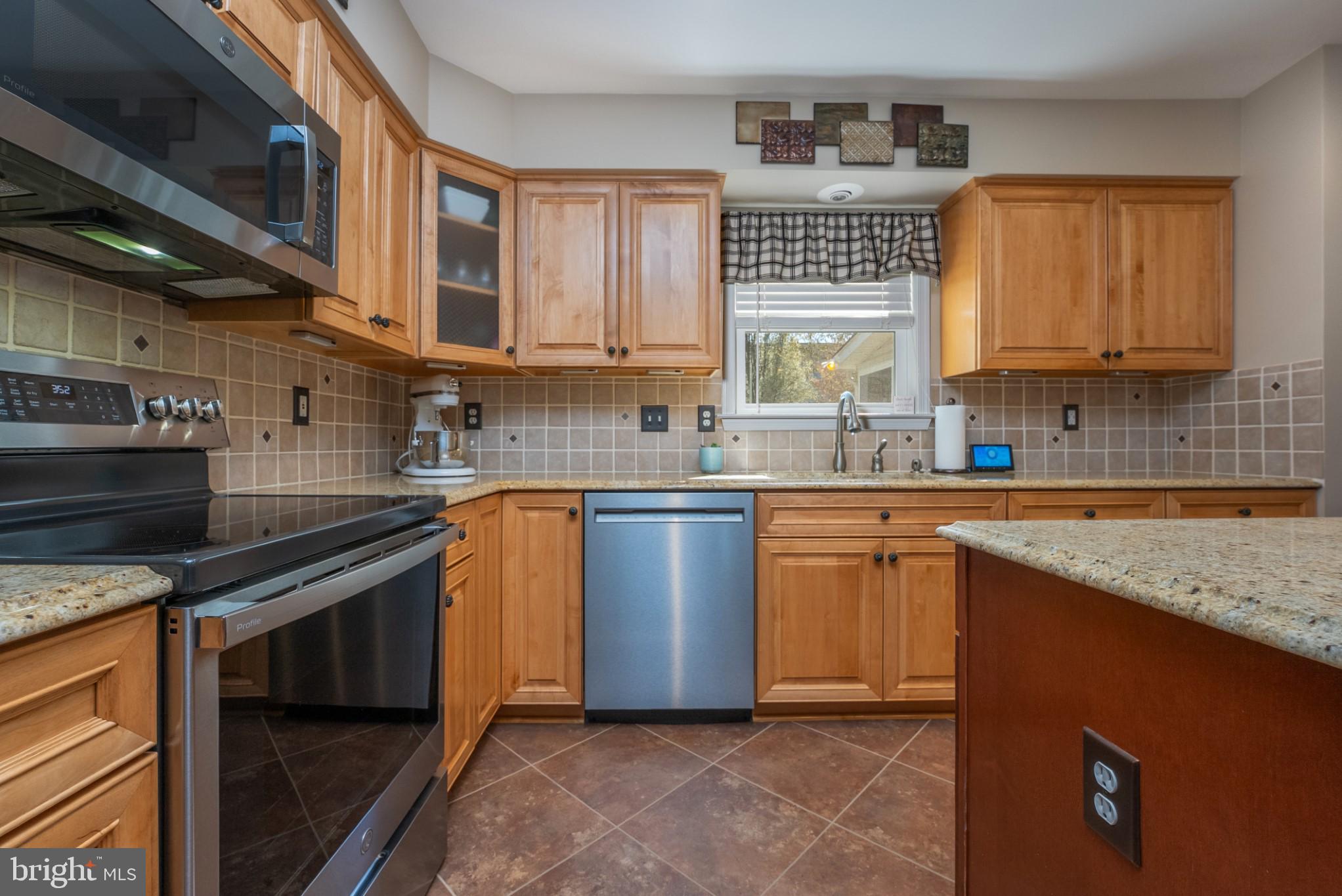 PLEASANT ACRES - Residential