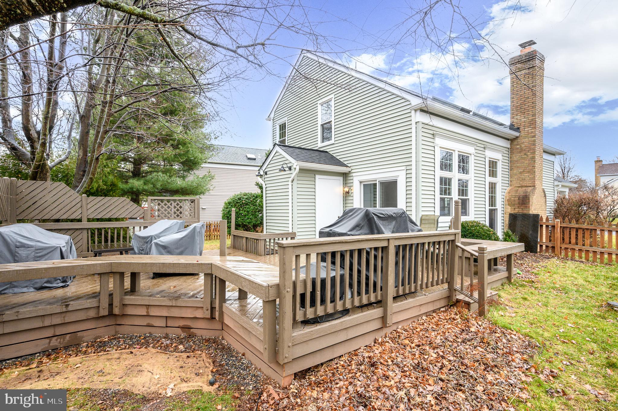 FRANKLIN FARM - Residential Lease