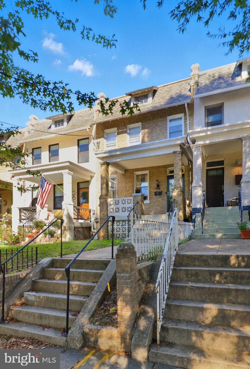 303 WEBSTER STREET NW