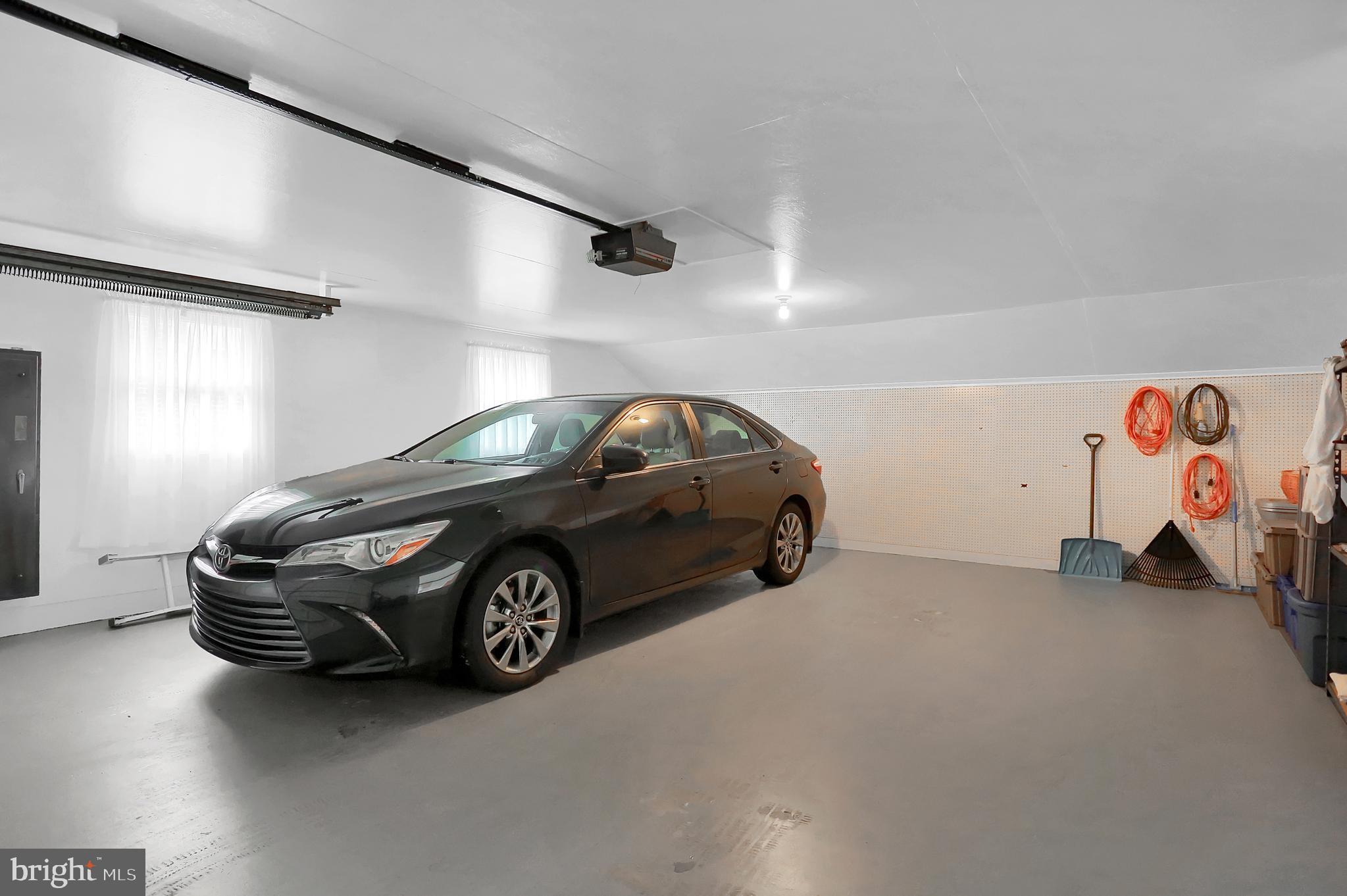 SOUTH HANOVER - Residential