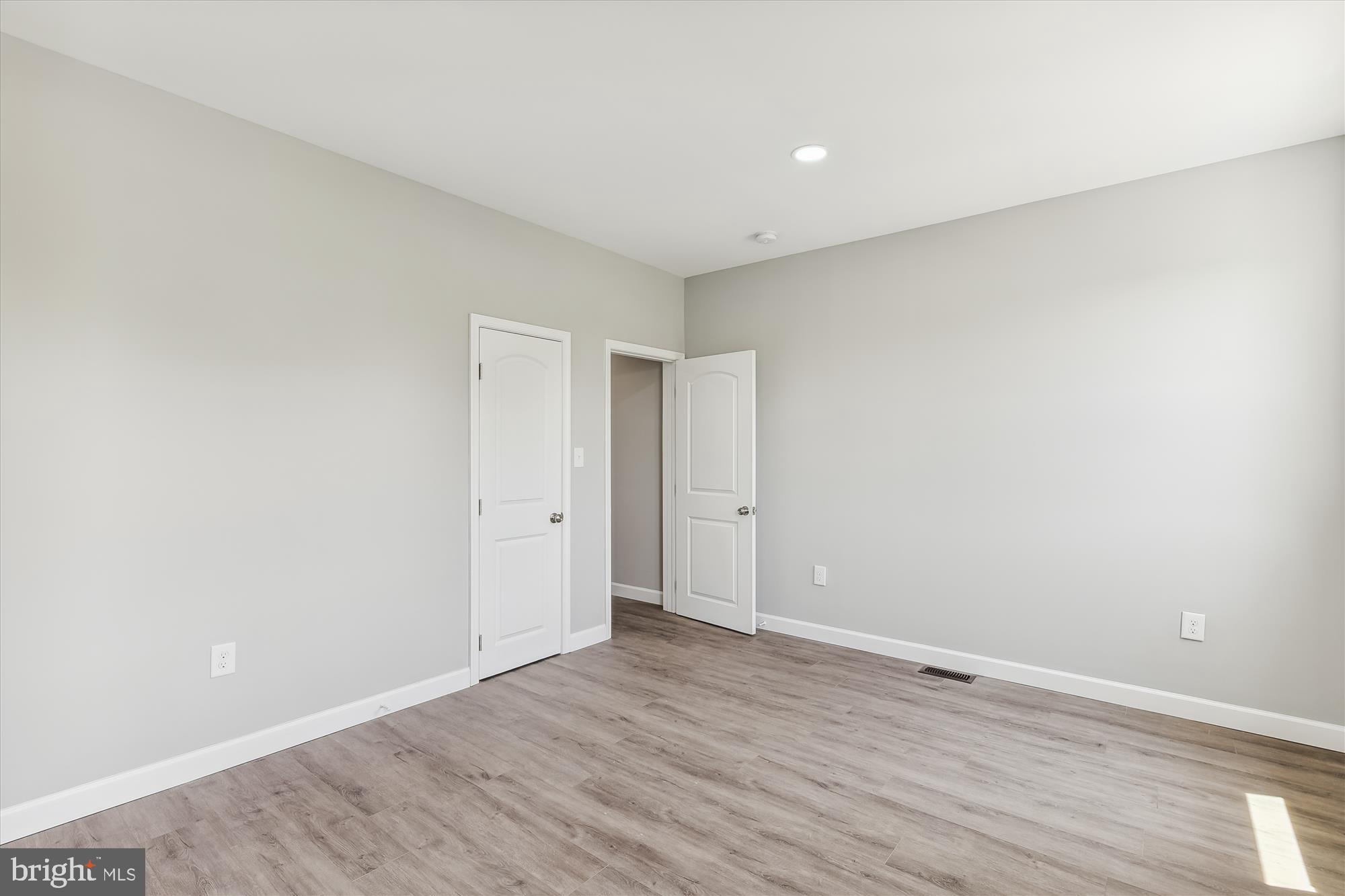 BROOKLYN - Residential