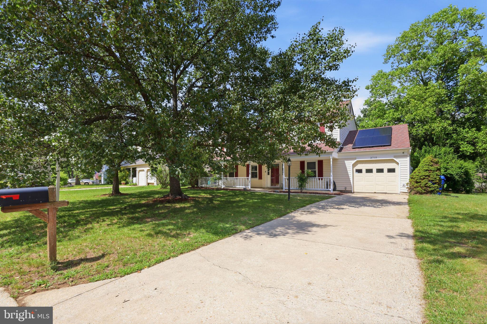 3715 PECAN COURT