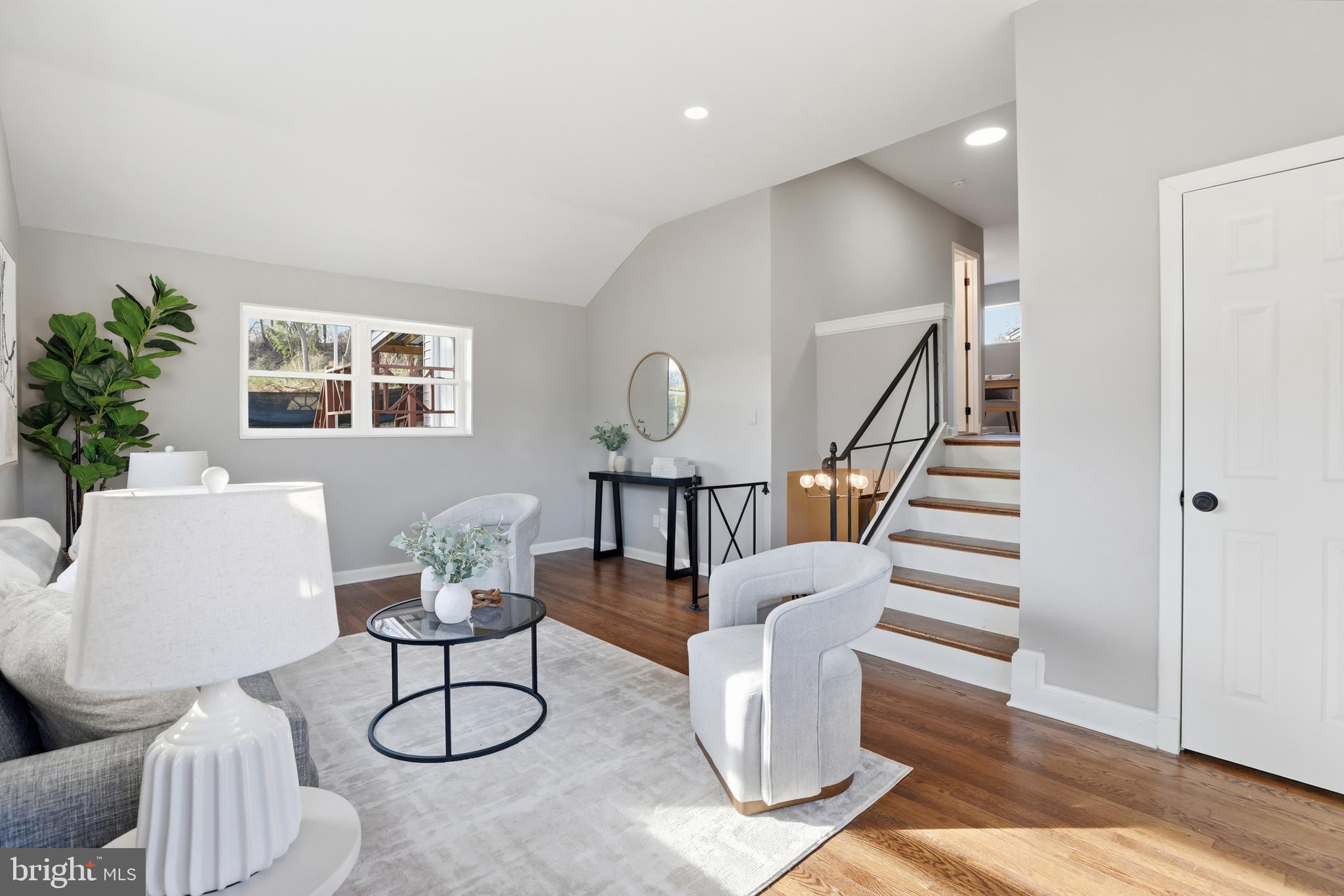 421 SAINT MARGARETS DRIVE