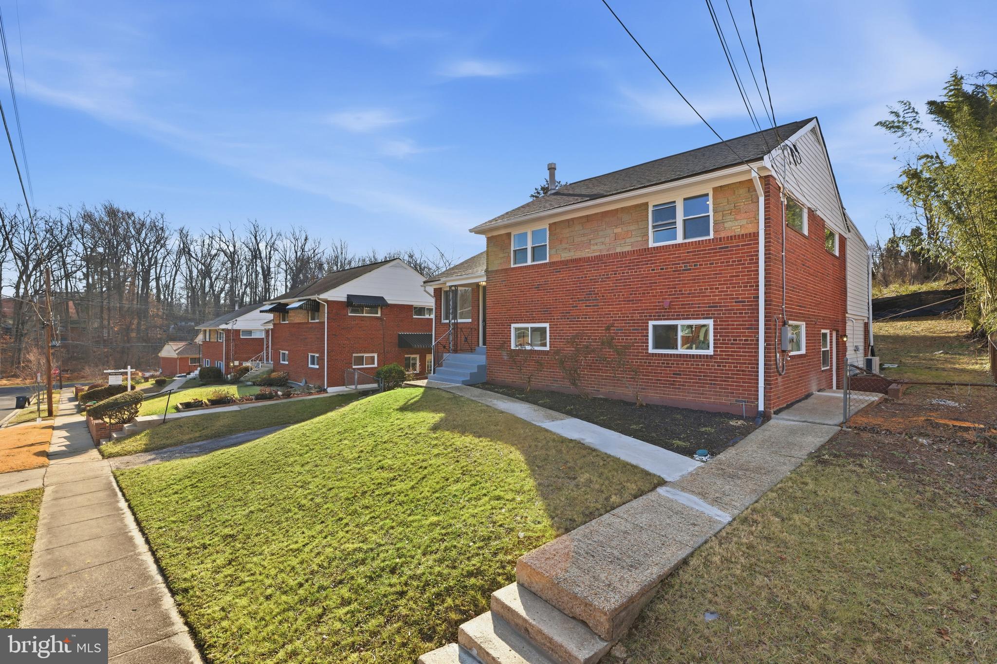 421 SAINT MARGARETS DRIVE