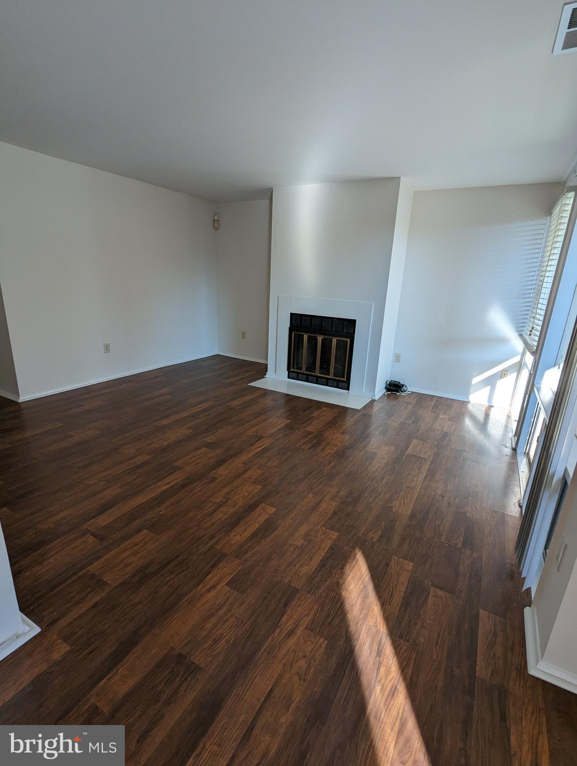 HOLLY HILL CONDOMINIUMS - Residential Lease