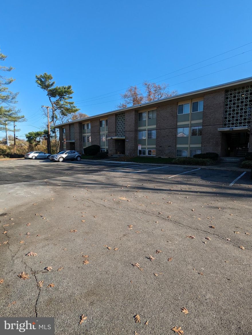 Newly remodeled top floor unit with laminate flooring, all new kitchen with granite counter tops, new appliances. New full bath with ceramic, plenty of closet space, wood burning fireplace and spacious balcony. Plenty of parking right in front. Community offers inground pool, barbeque and picnic areas, playgrounds. Right across shopping center, gas stations and 495 exits. Minutes to DC and Virginia. Gas and water included in rent; tenant pays electric.  Ready for occupancy now. Landlord requires credit scores above 640 and income should be around $43,000 depending on personal debts, some exceptions apply, call me with any questions. Landlord wants a minimum of 18 months lease.