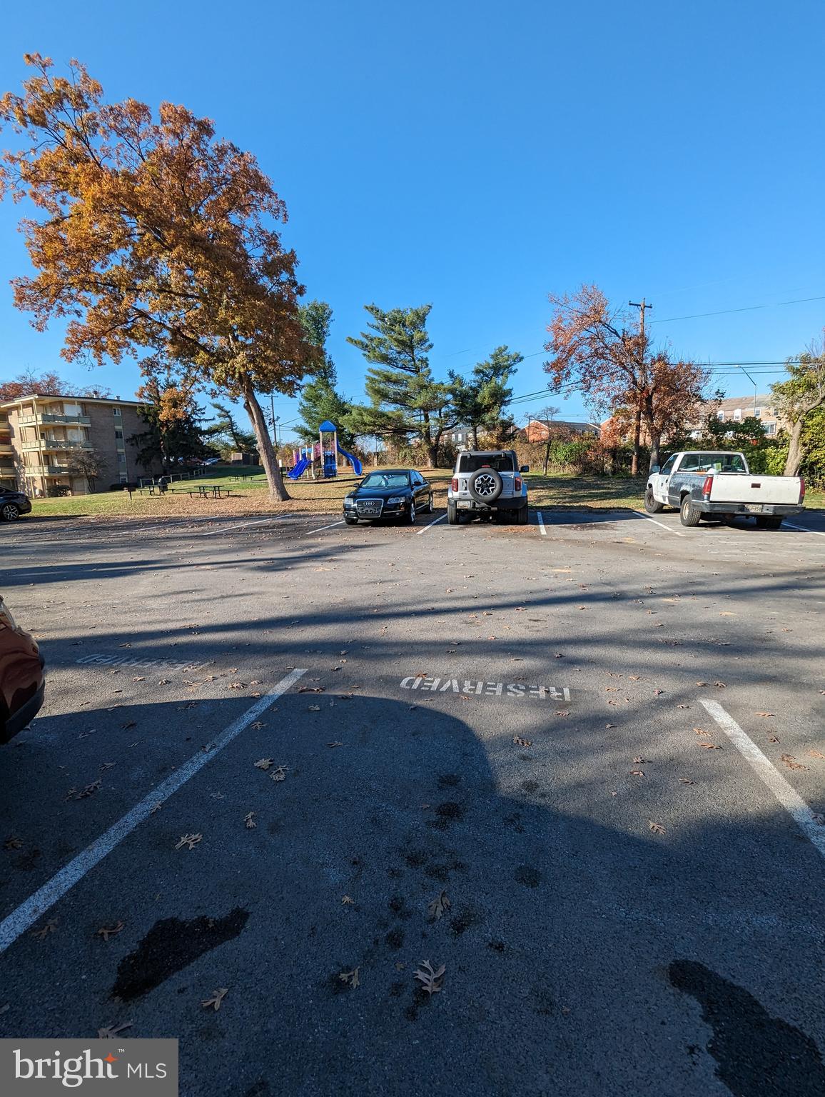 HOLLY HILL CONDOMINIUMS - Residential Lease