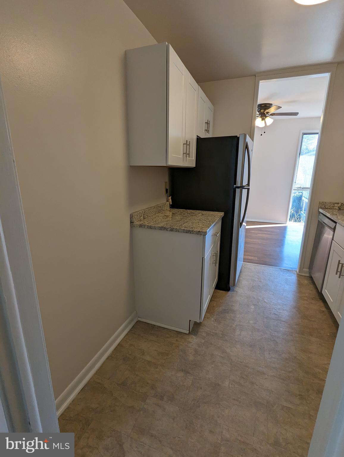 HOLLY HILL CONDOMINIUMS - Residential Lease