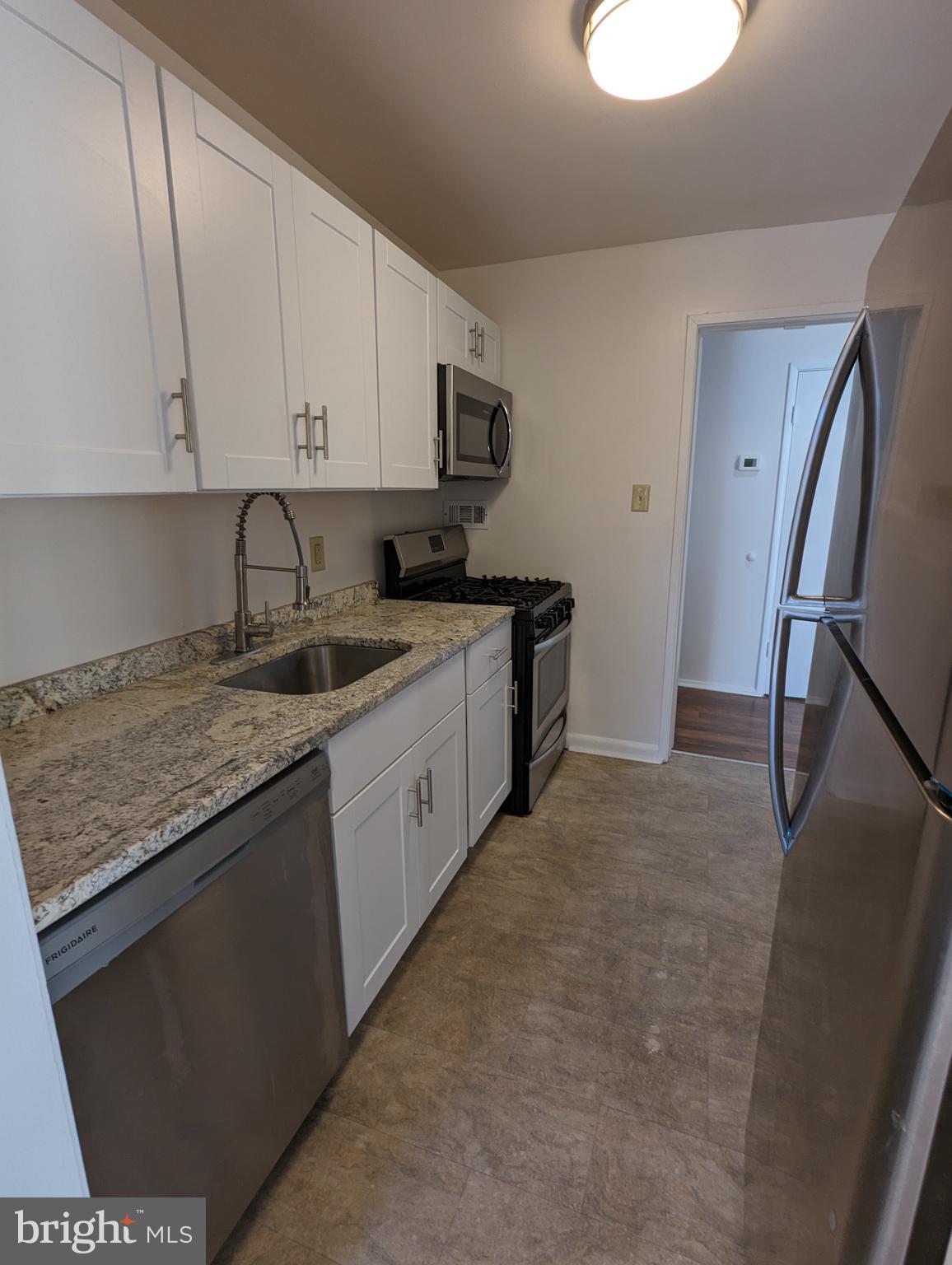 HOLLY HILL CONDOMINIUMS - Residential Lease