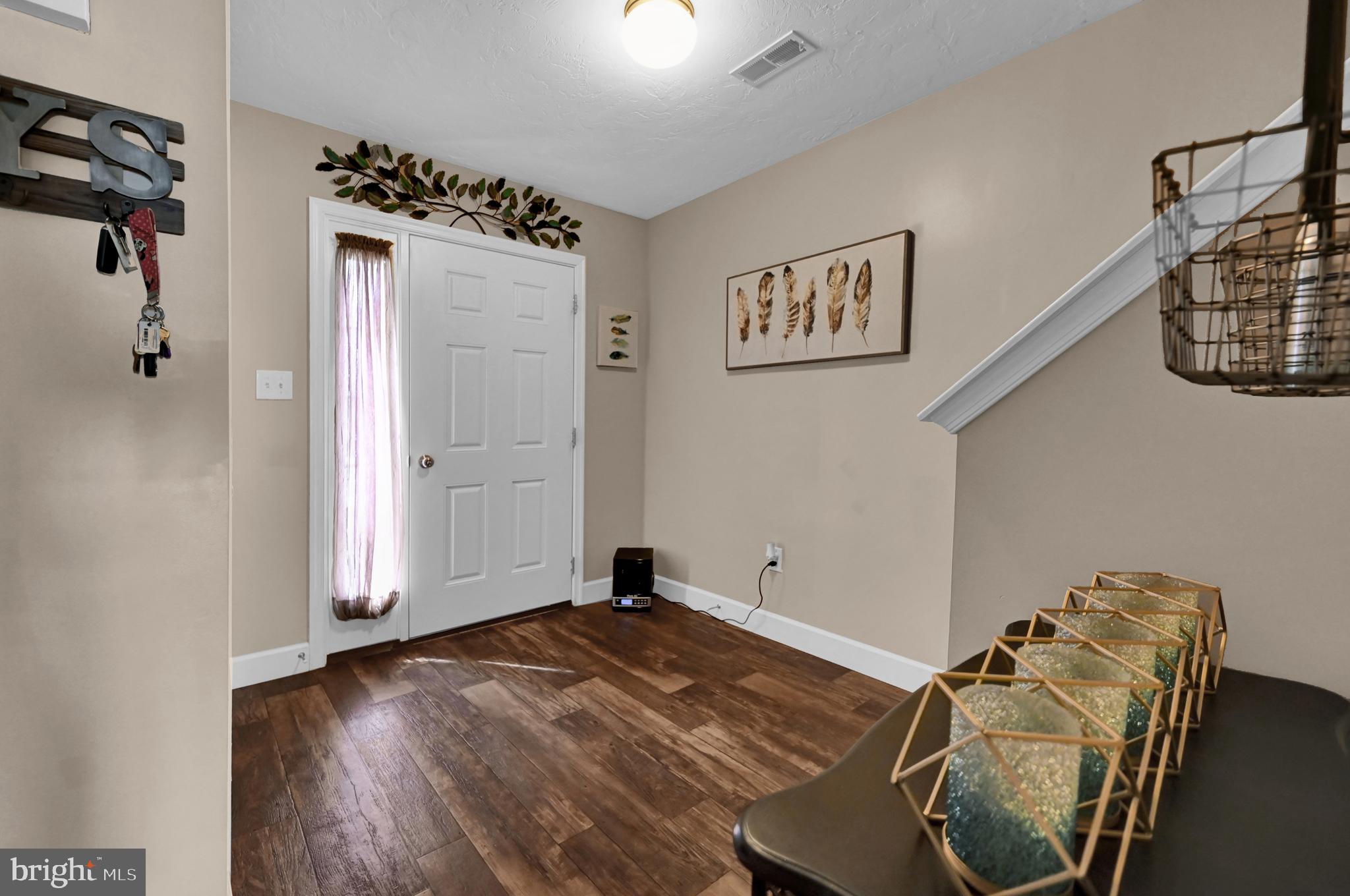 OXFORD GLEN - Residential