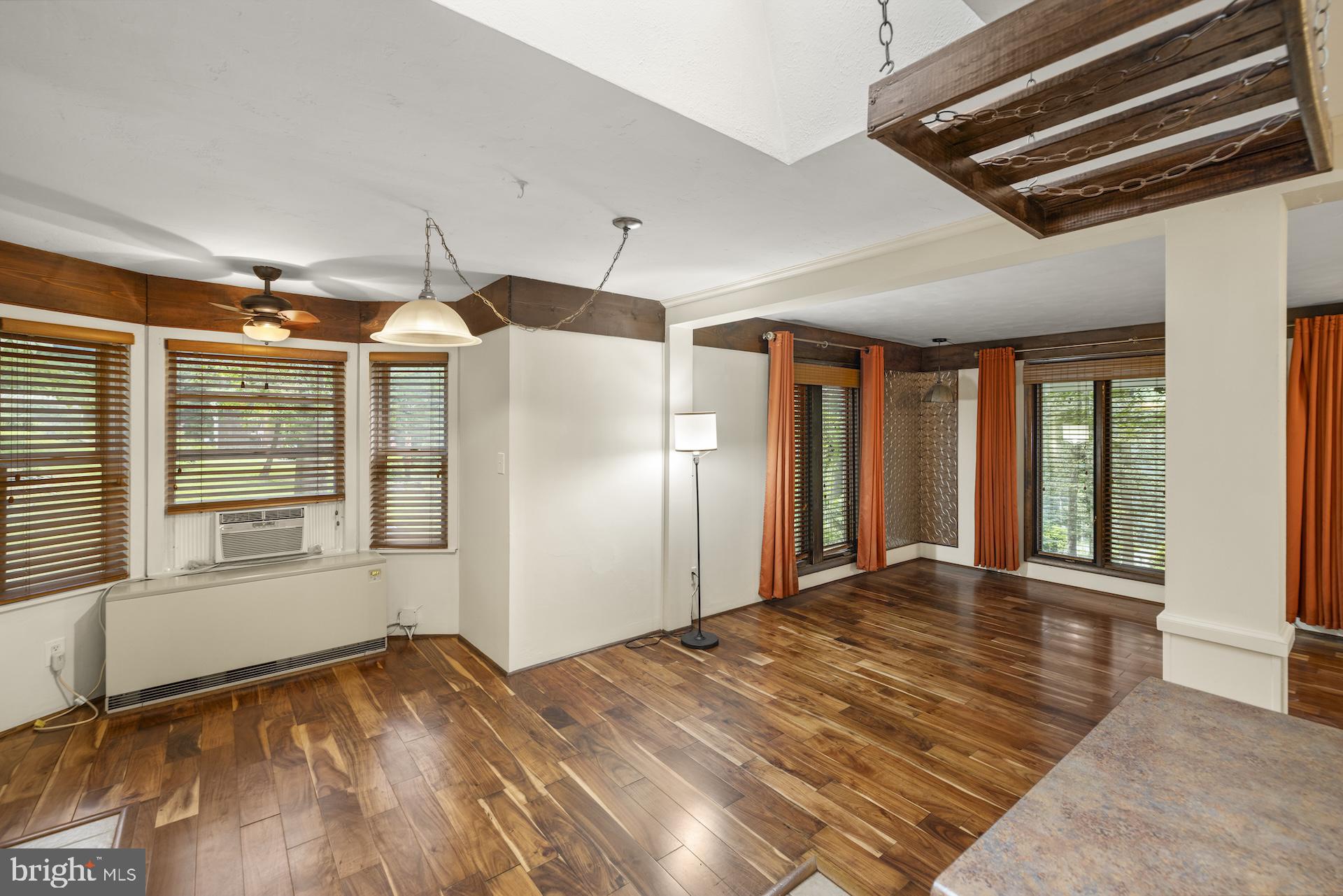 HAMILTONBAN TOUNSHIP - Residential