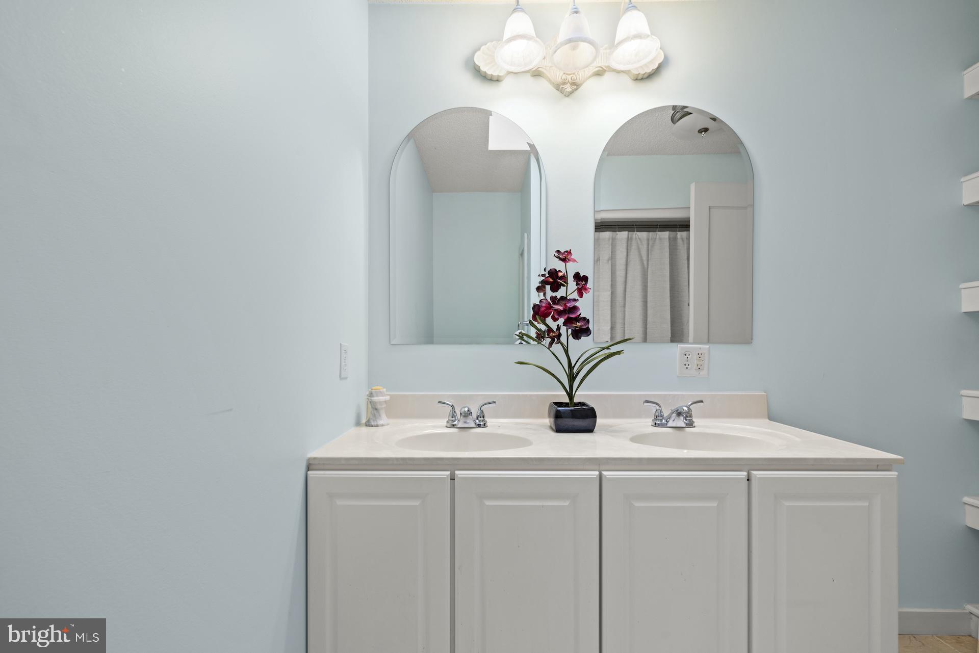 HAMILTONBAN TOUNSHIP - Residential