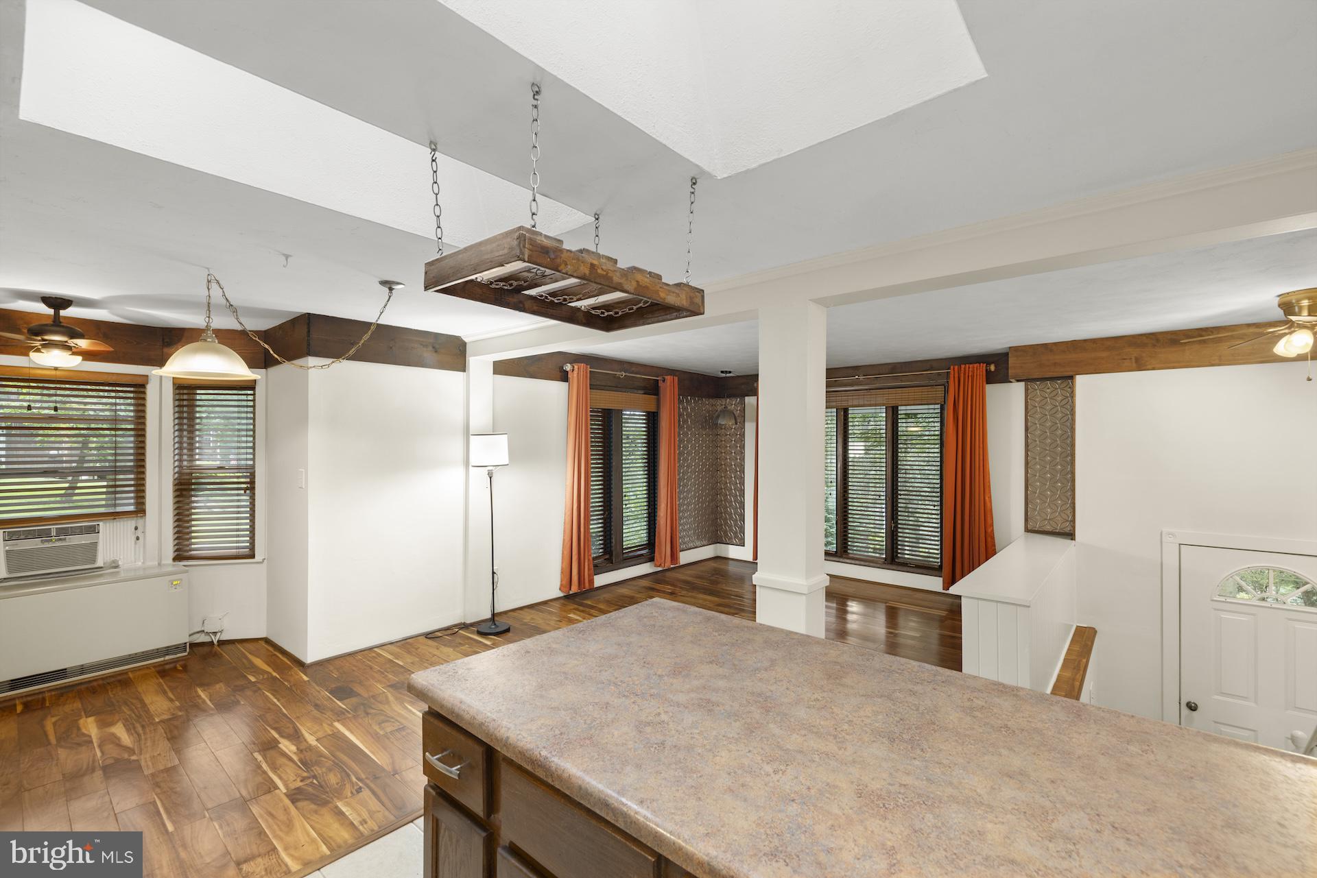 HAMILTONBAN TOUNSHIP - Residential