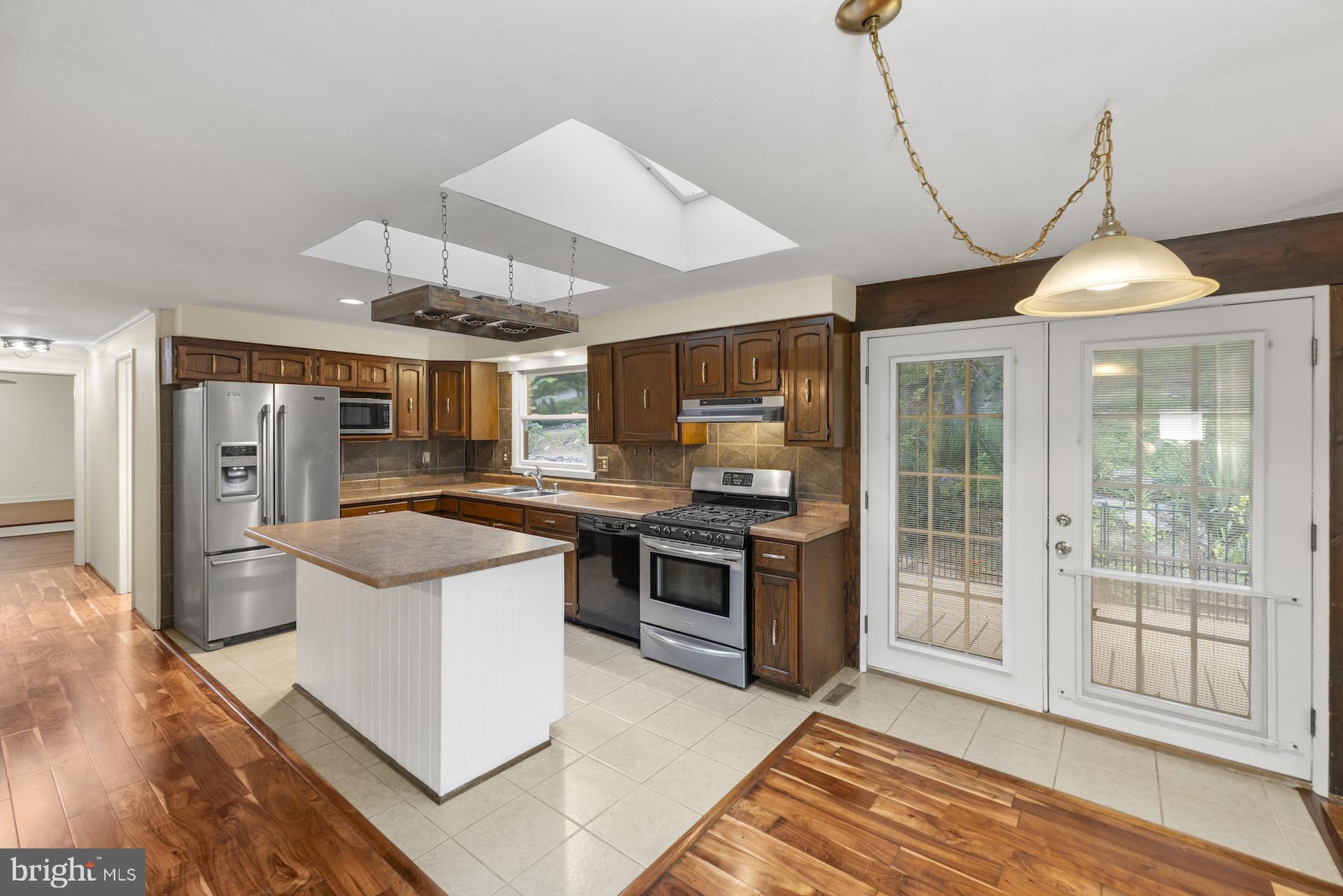 HAMILTONBAN TOUNSHIP - Residential