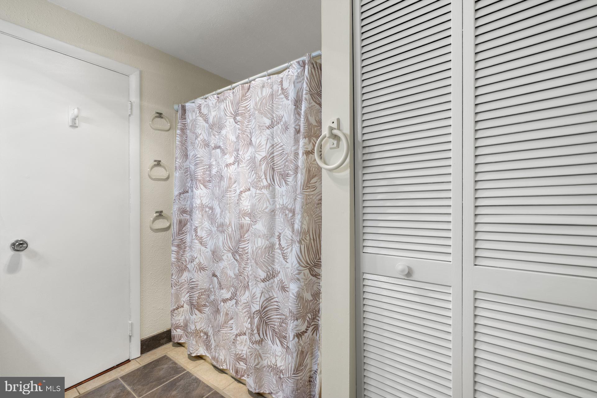 HAMILTONBAN TOUNSHIP - Residential