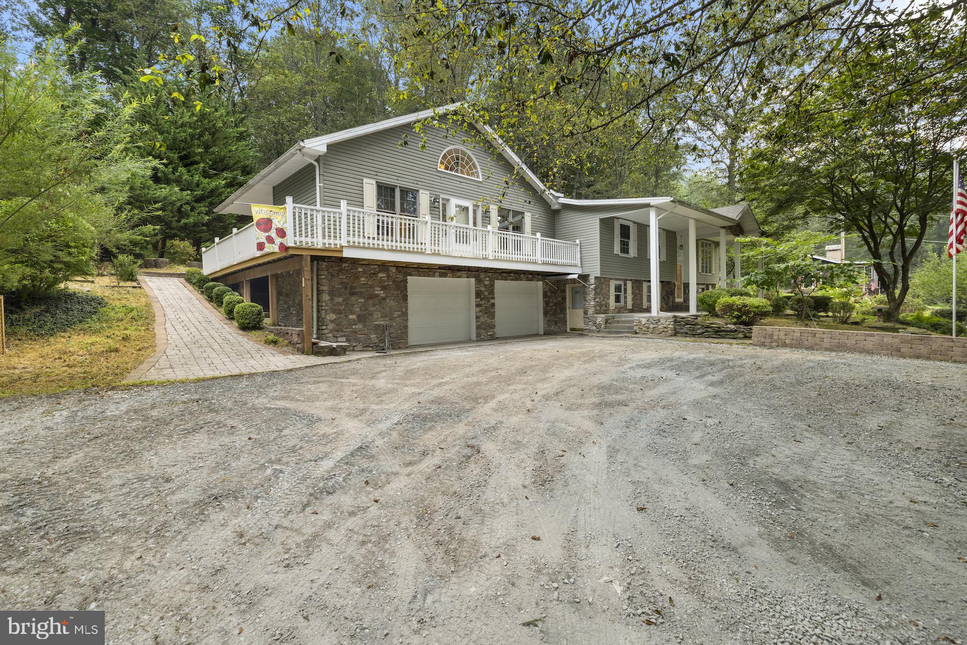 993 MOUNT HOPE ROAD