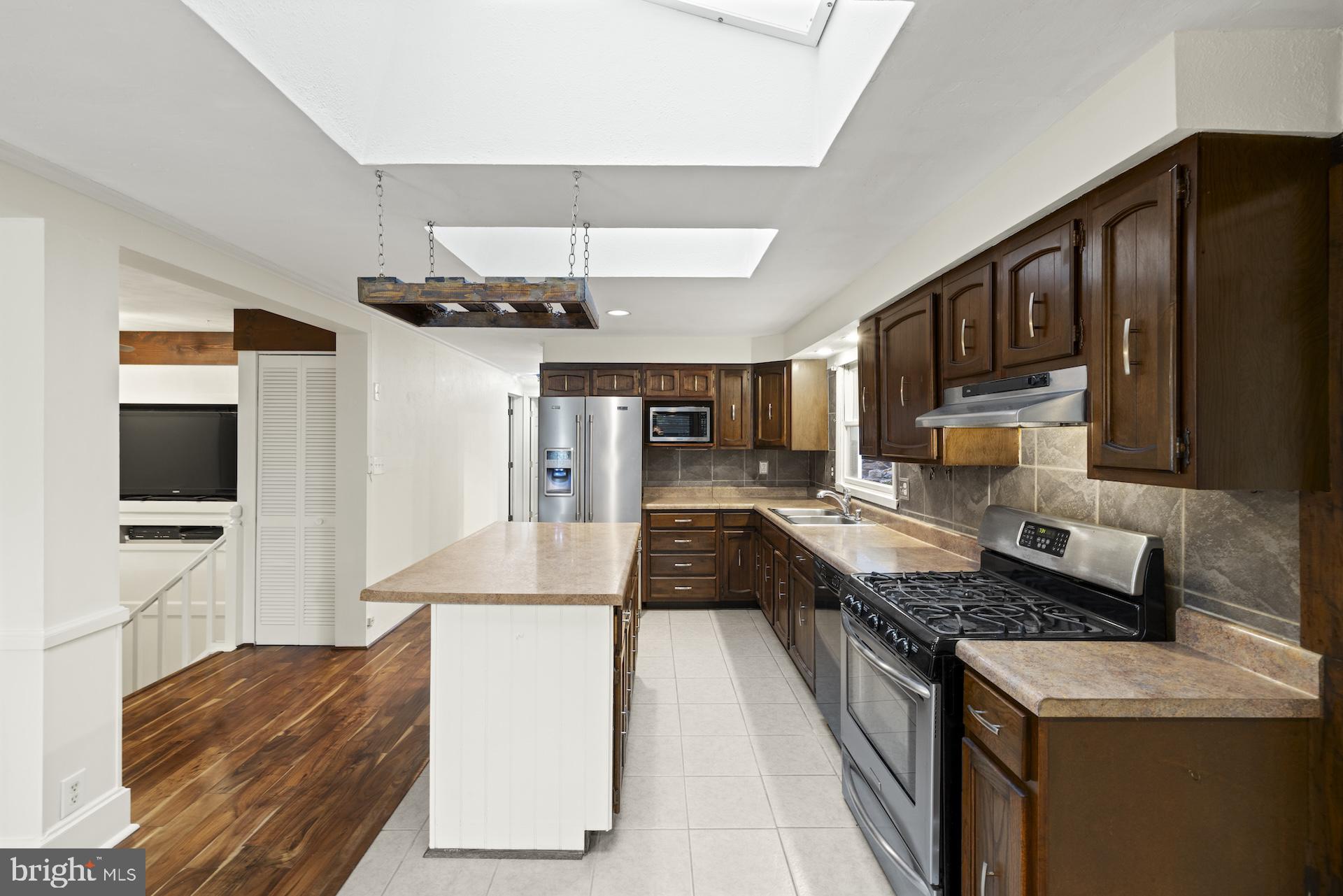 HAMILTONBAN TOUNSHIP - Residential