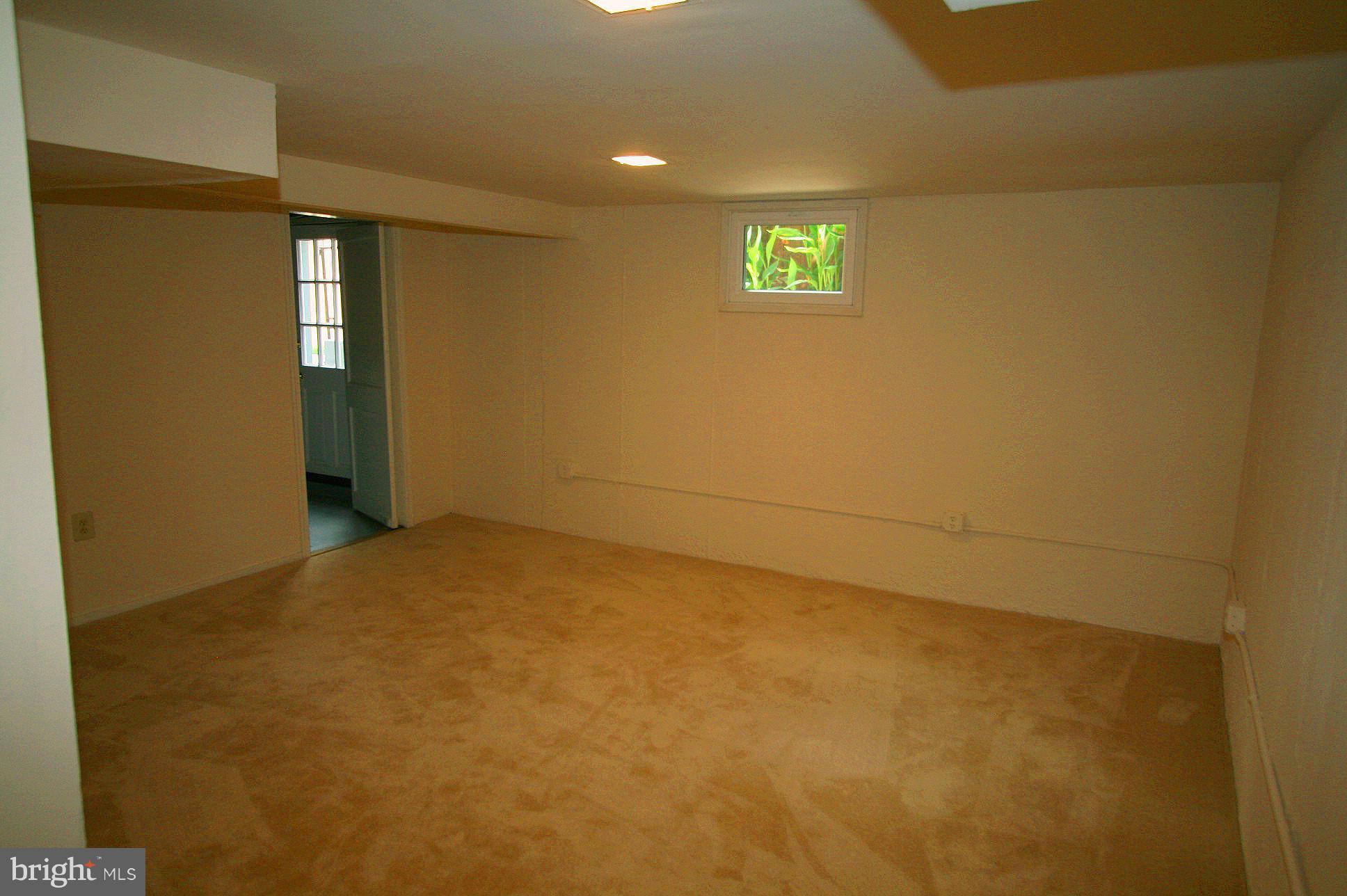 HUNTINGTON - Residential