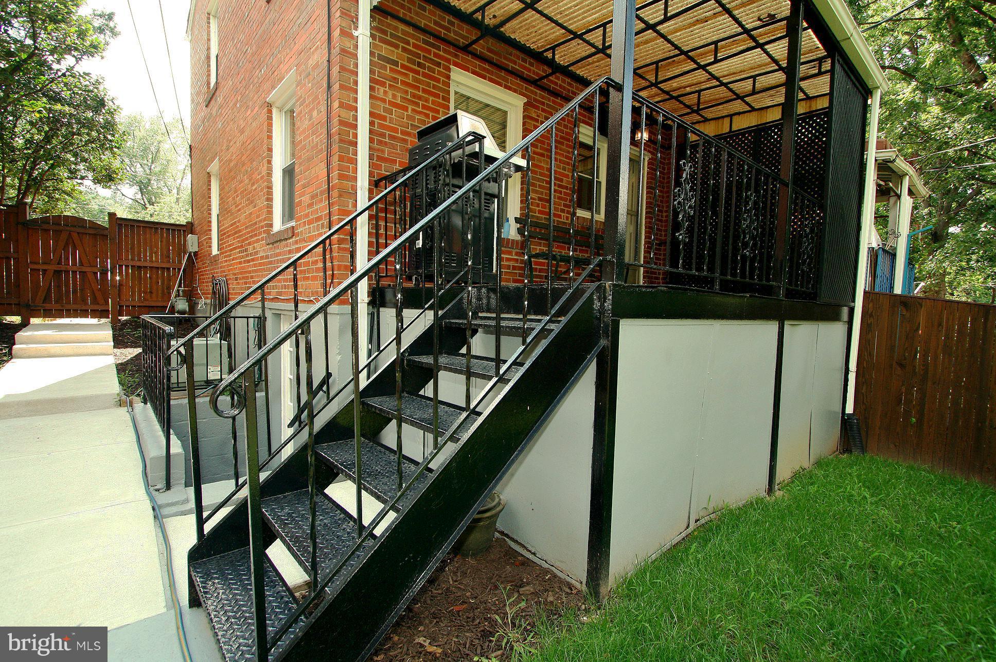 HUNTINGTON - Residential