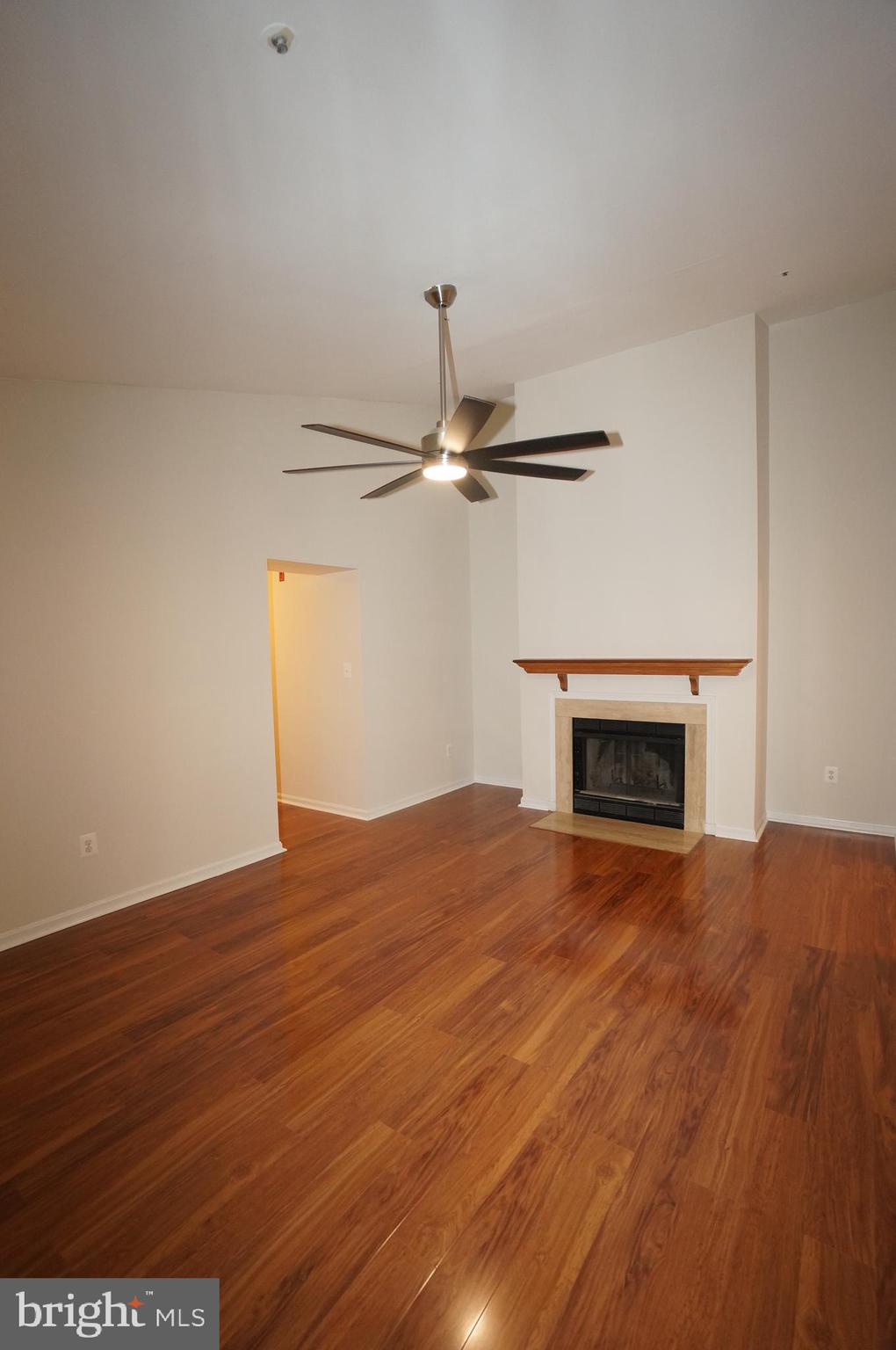 VILLAGE OF MONTGOMERY RUN - Residential Lease