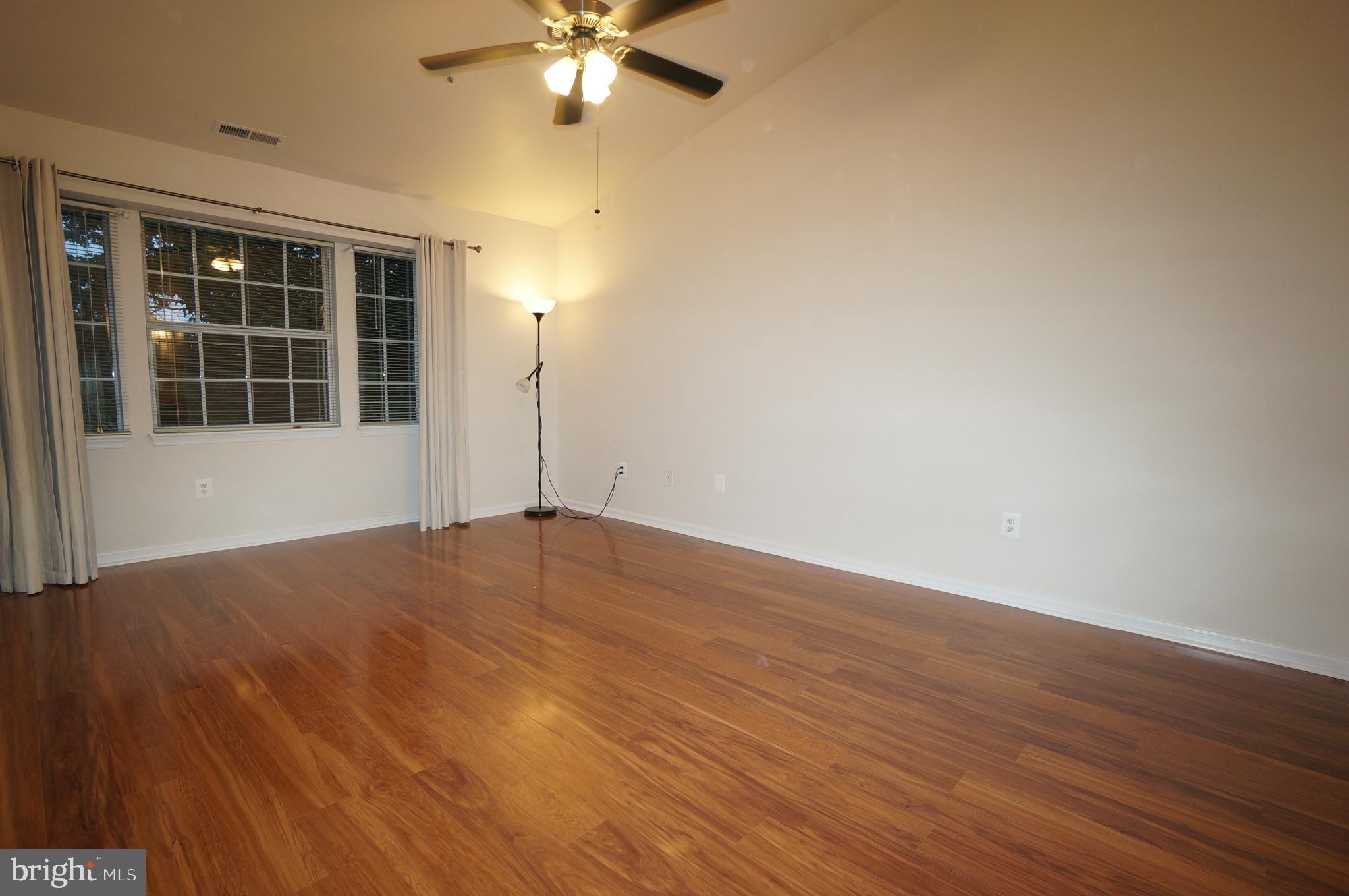 VILLAGE OF MONTGOMERY RUN - Residential Lease