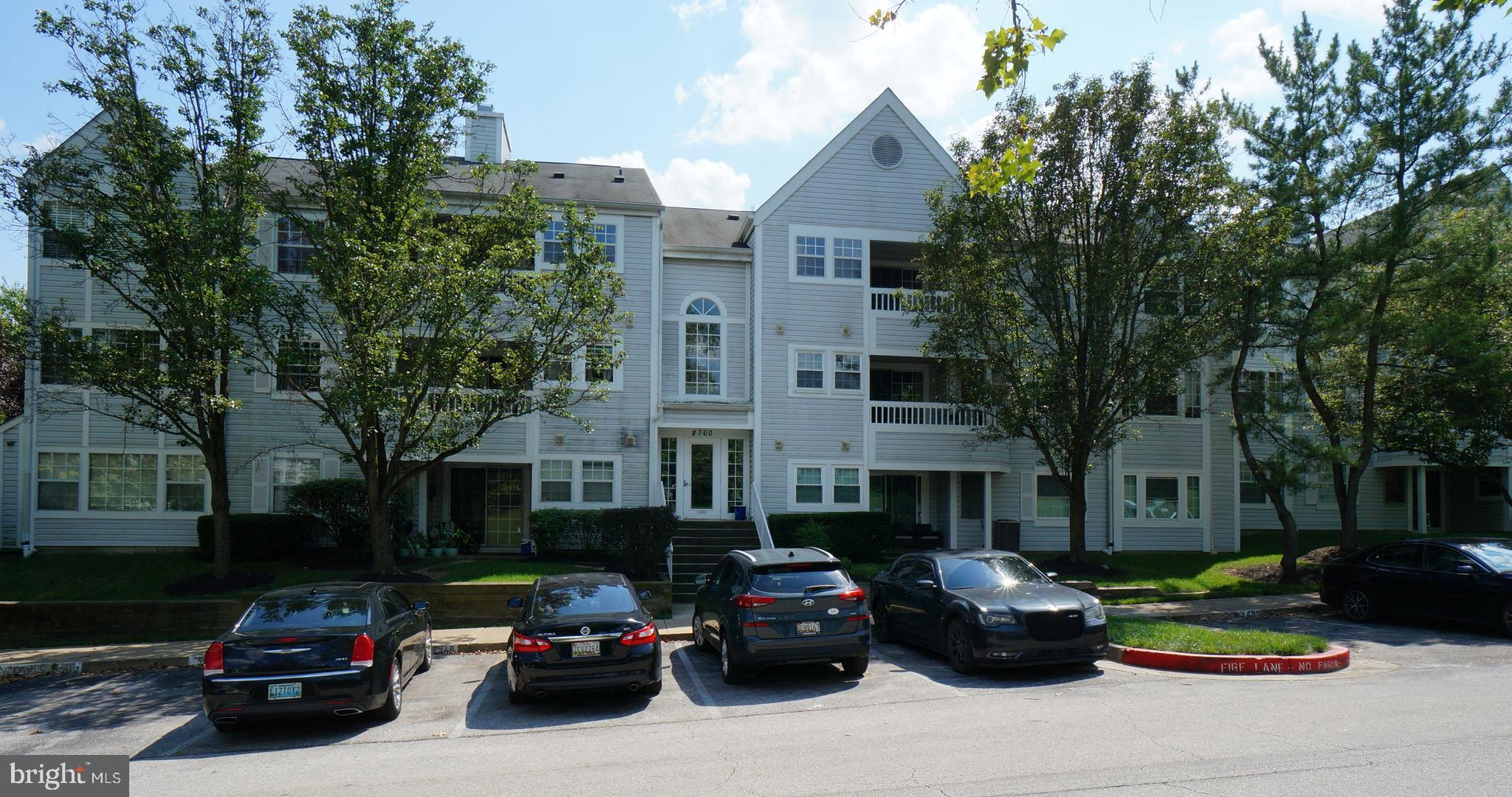 VILLAGE OF MONTGOMERY RUN - Residential Lease