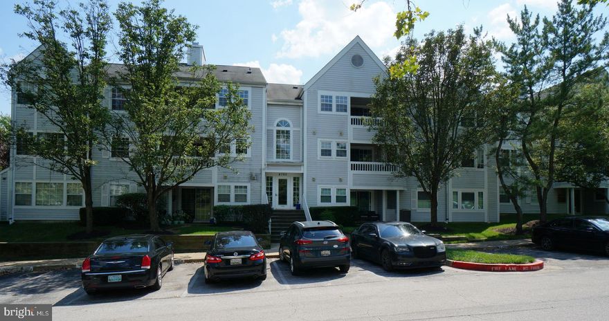 This charming home has a traditional floorplan, offering a seamless flow throughout. It is equipped with  laundry within the unit and showcases modern stainless-steel appliances in the kitchen, including a smooth top range/oven and microwave. The living room and master bedroom exude elegance with their cathedral ceilings and ceiling fan/light fixtures and "per friendly" wood like, plank flooring. These features not only add a touch of sophistication but also provide optimal airflow and comfort. The living room is further enhanced by a beautiful marble surround fireplace, creating a cozy and inviting atmosphere. Additionally, a slider in the living room opens up to a private balcony. The master bedroom offers a peaceful retreat with its serene view and ample space with plank like flooring. With cathedral ceilings and ceiling fan/light fixtures, the room maintains a sense of openness and style. A walk-in closet provides convenient storage, while a dressing area for convivence. Both bathrooms in the home have been tastefully updated, ensuring a modern and fresh feel. The attention to detail in these spaces reflects the overall quality and care put into the unit. Residents of this community can enjoy a range of amenities including but not limited to an outdoor pool, and a tot lot. A assigned parking space is provided, and there is ample visitor parking as well, ensuring convenience for residents and their guests.

The location of this community is ideal, with easy access to shopping, restaurants, and major routes such as Rts 100 and 95. This provides residents with the convenience of nearby amenities and effortless commuting options. Don't miss the opportunity to call this delightful top floor home yours. Schedule a viewing today and experience the charm and elegance it has to offer!