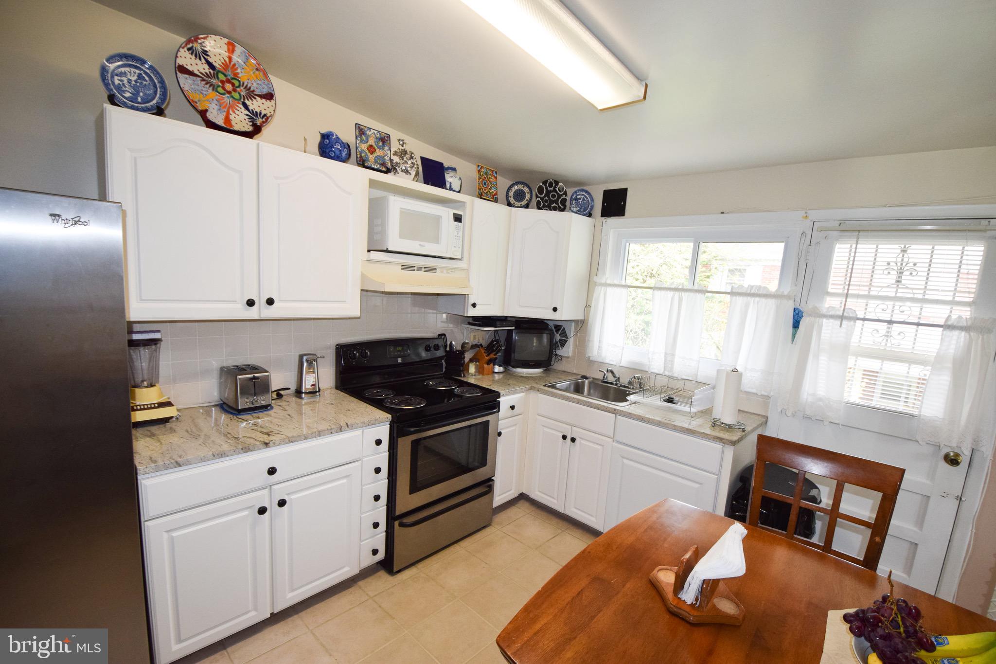 ACADEMY ACRES - Residential