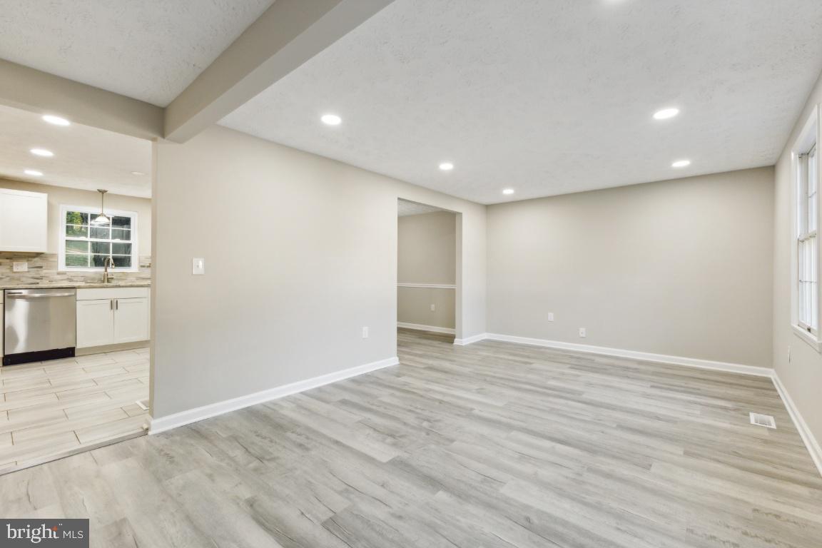 BRIARWOOD - Residential