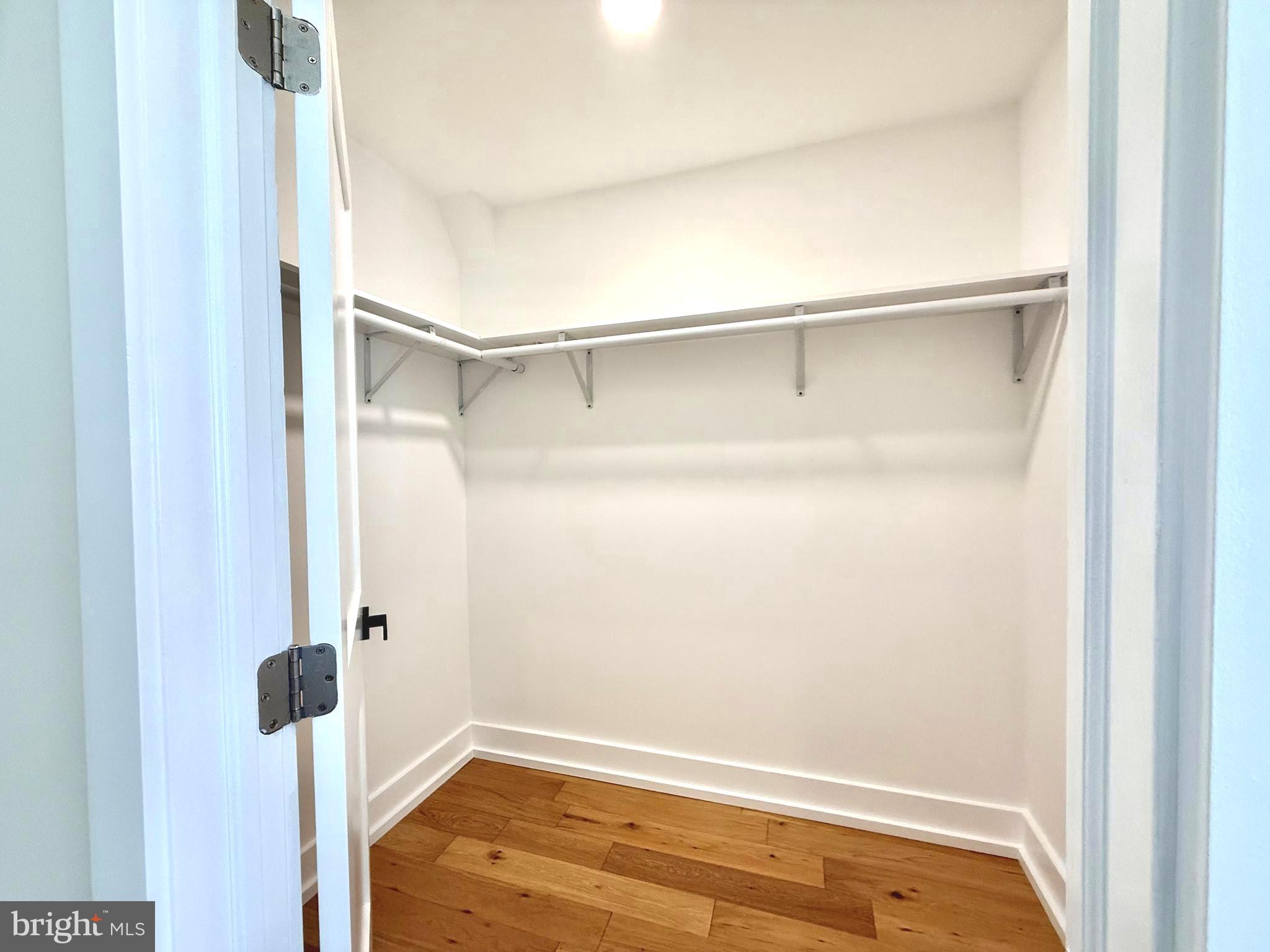 OLD TOWN ALEXANDRIA - Residential