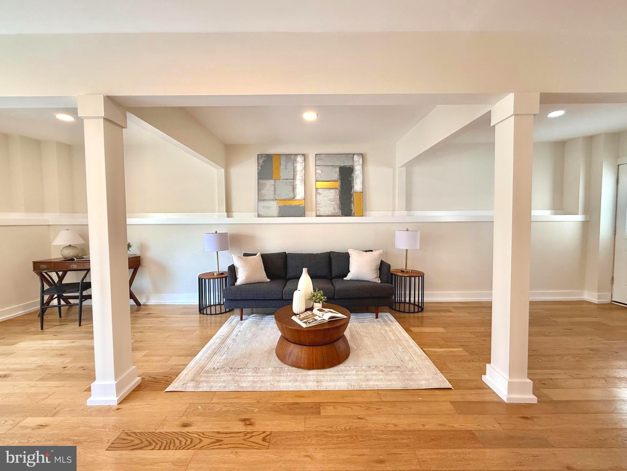 OLD TOWN ALEXANDRIA - Residential