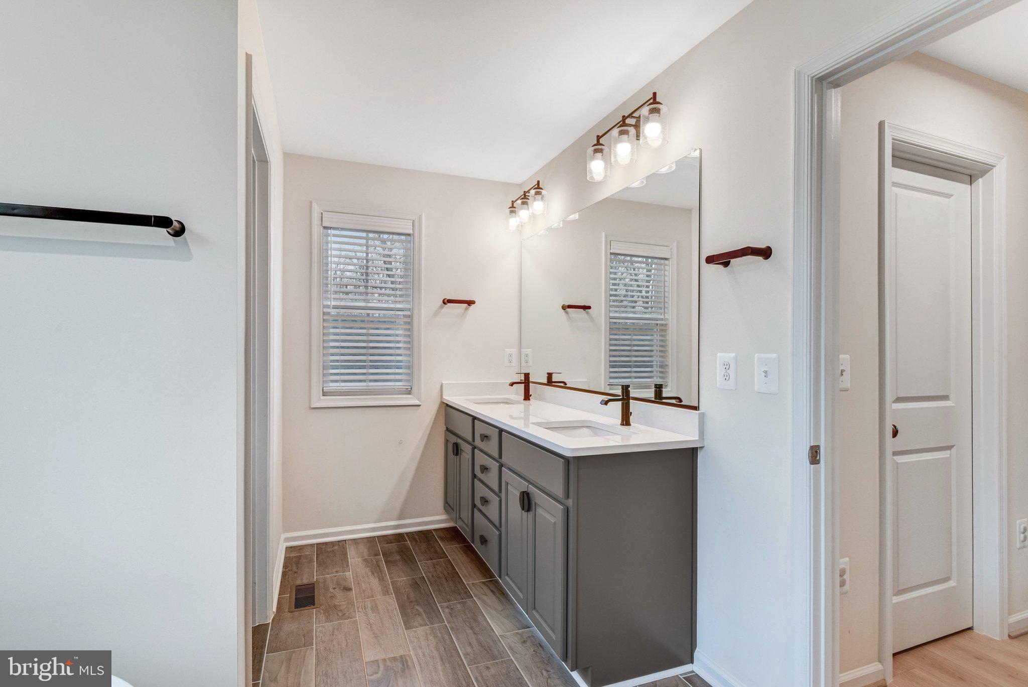 THE PINES AT KETTLE RUN - Residential