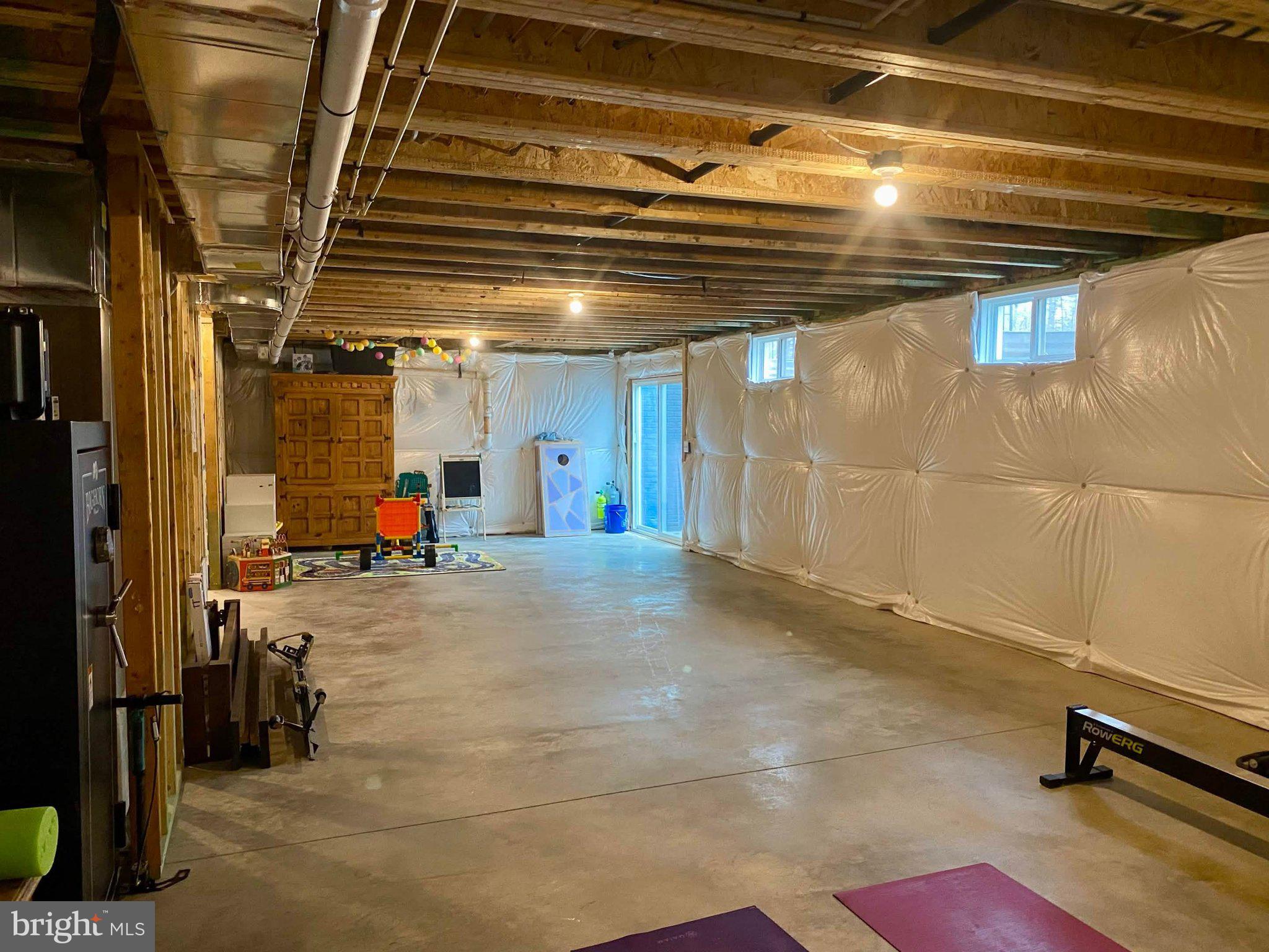 THE PINES AT KETTLE RUN - Residential