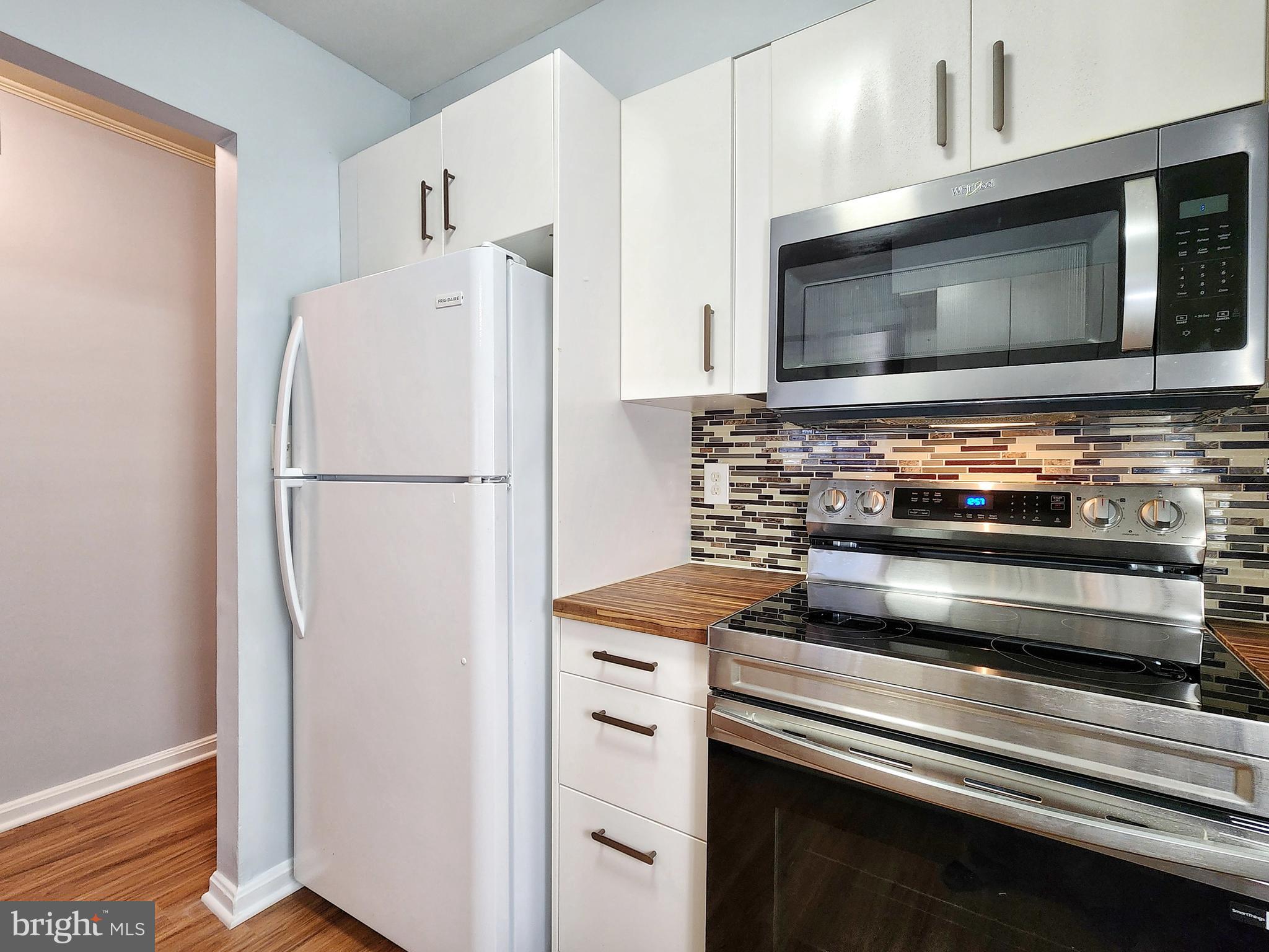 THE PONDS - Residential