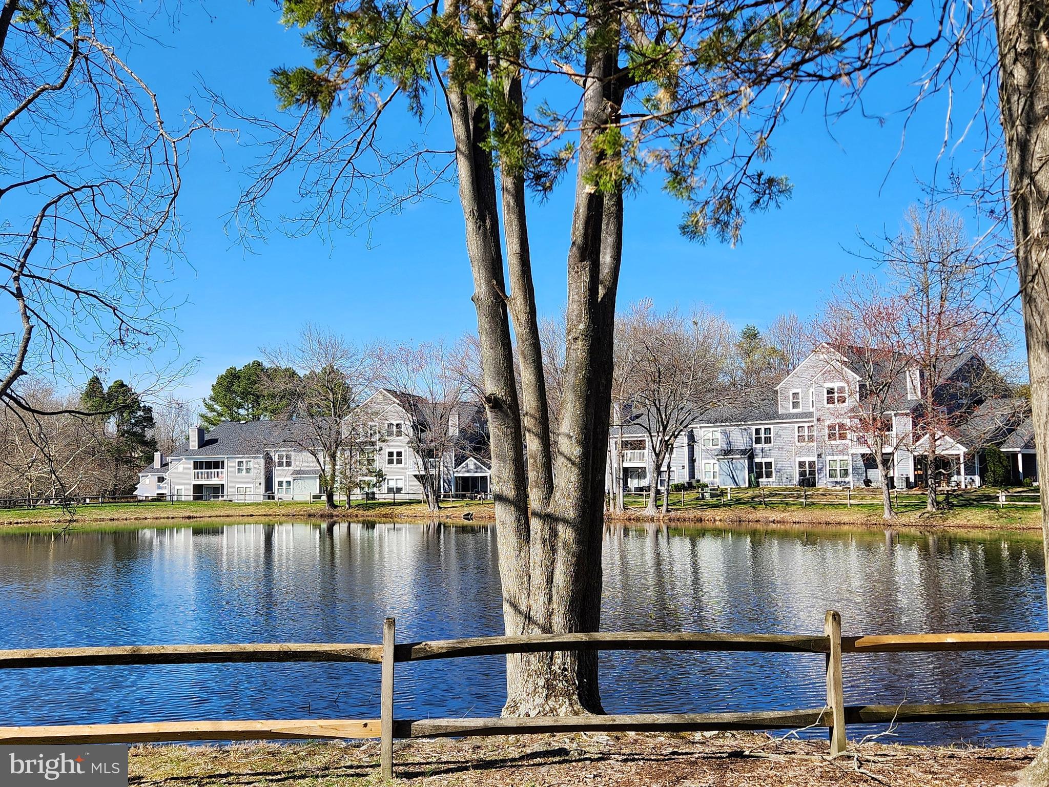 THE PONDS - Residential