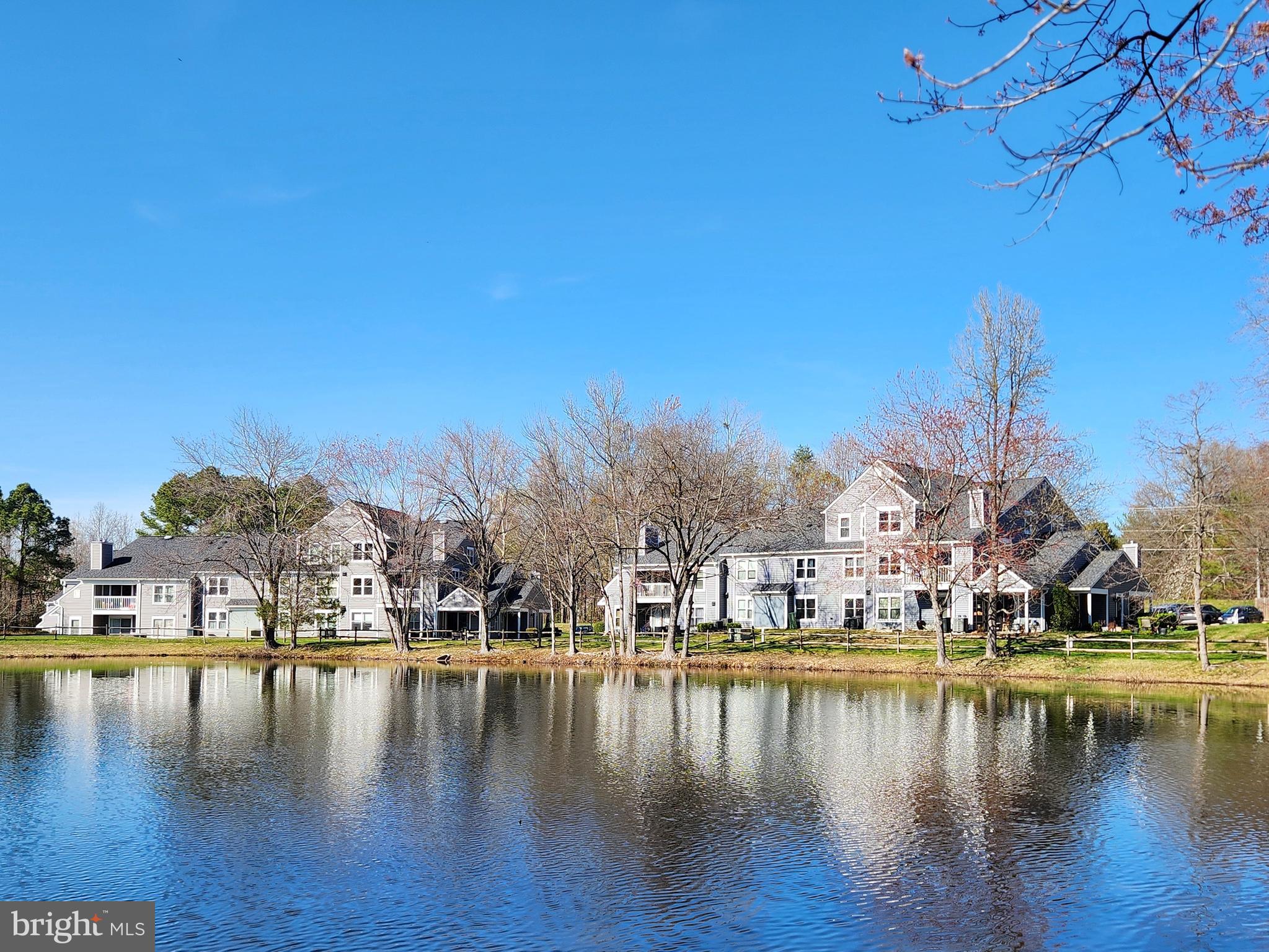 THE PONDS - Residential