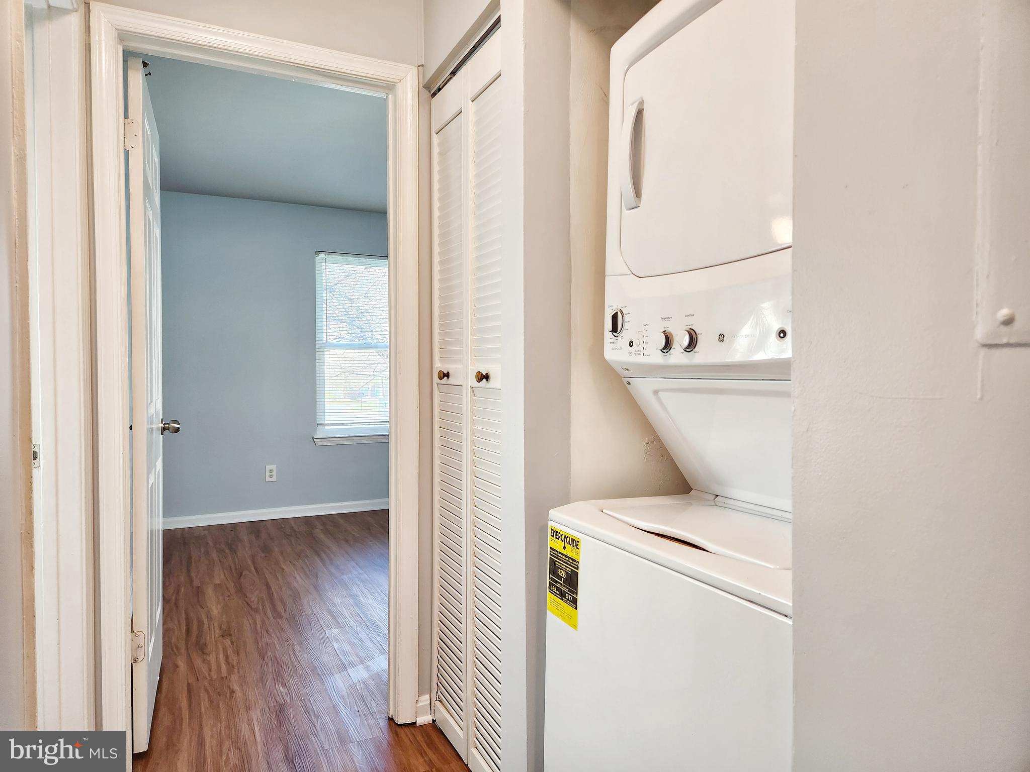 THE PONDS - Residential