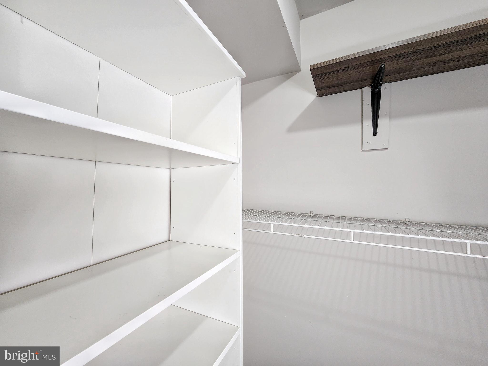 THE PONDS - Residential