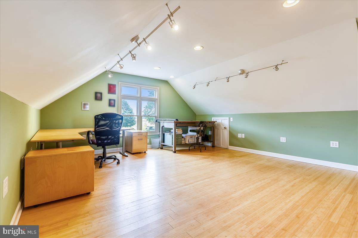 SUDLERSVILLE - Residential