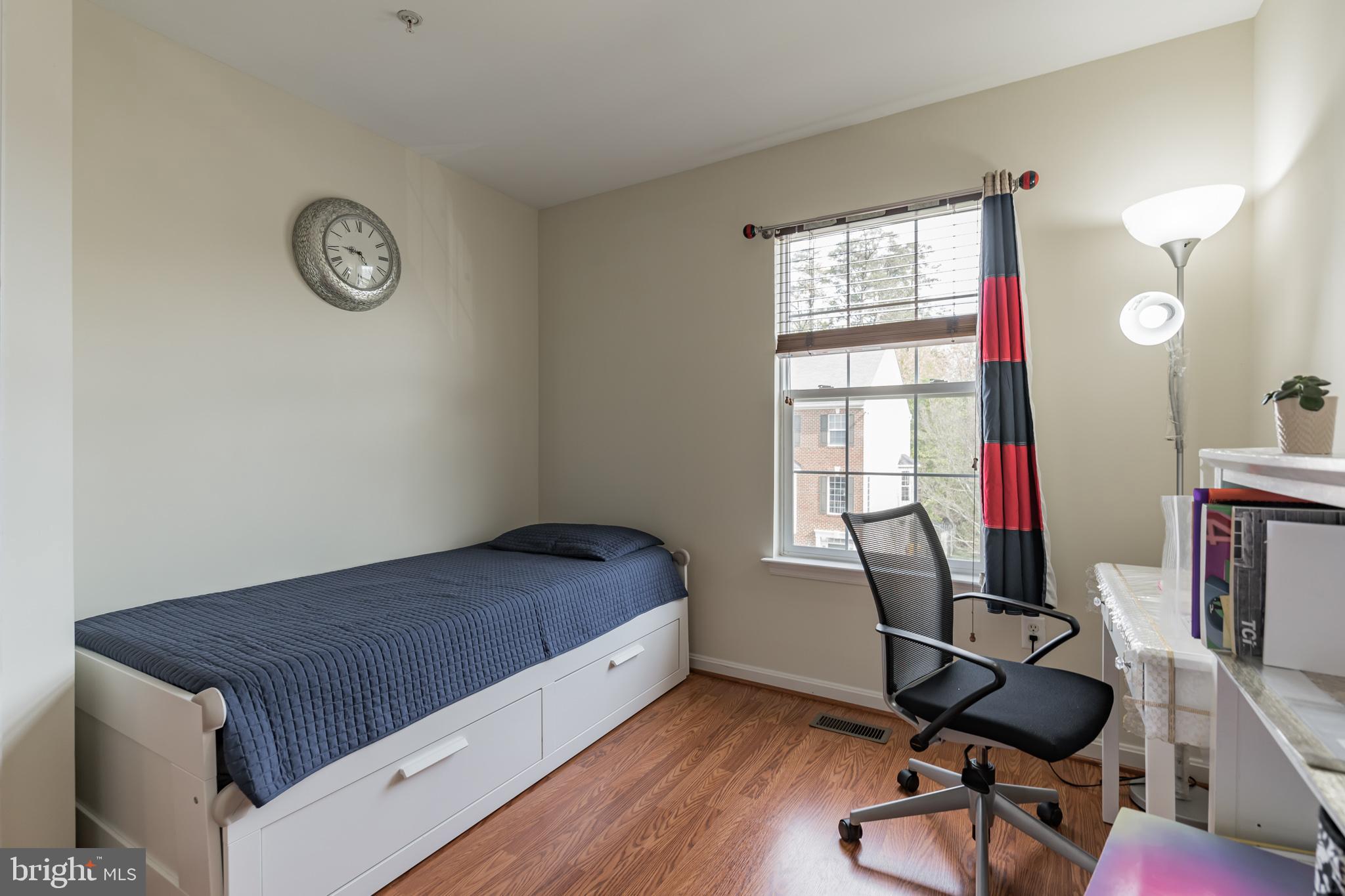 PINEY ORCHARD - Residential