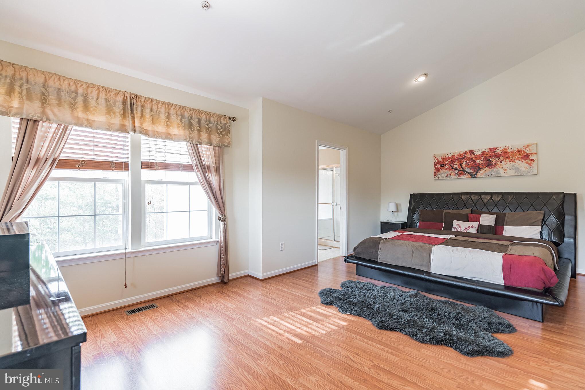 PINEY ORCHARD - Residential