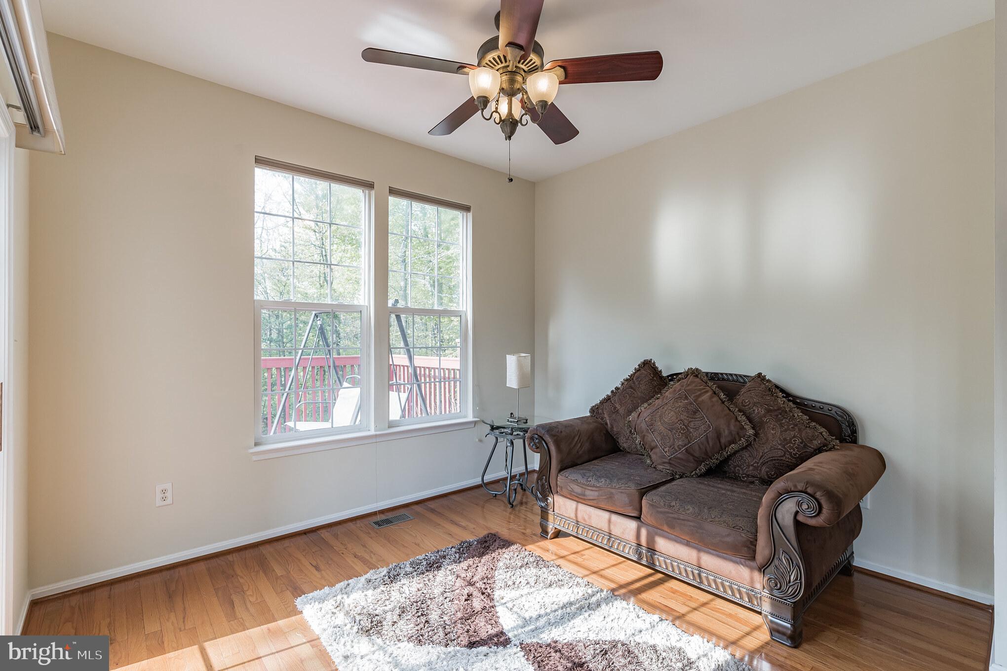 PINEY ORCHARD - Residential