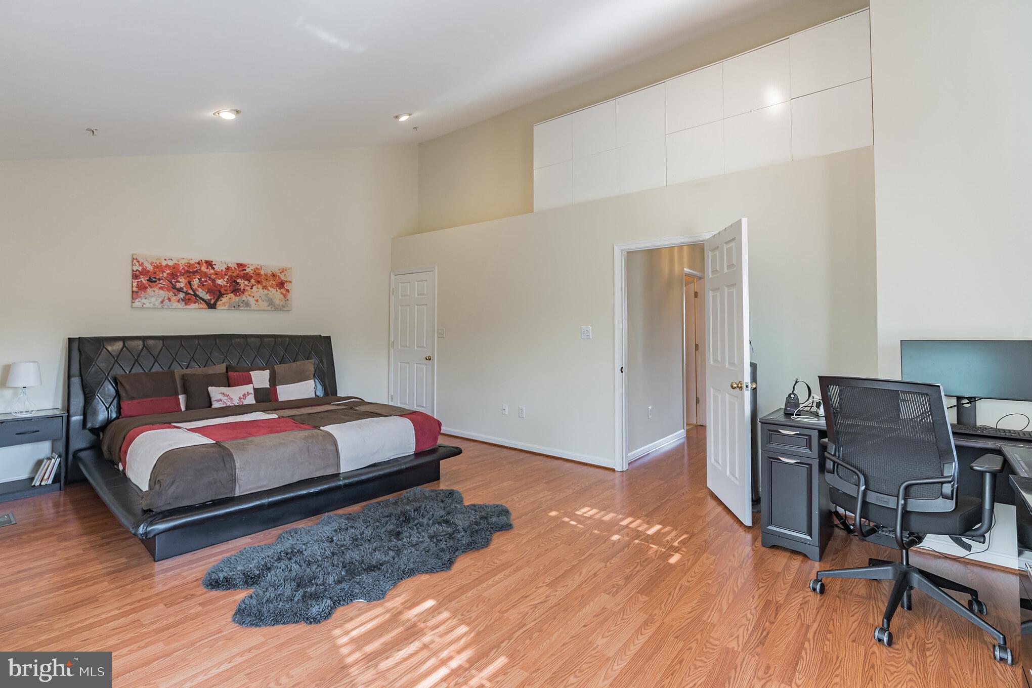 PINEY ORCHARD - Residential