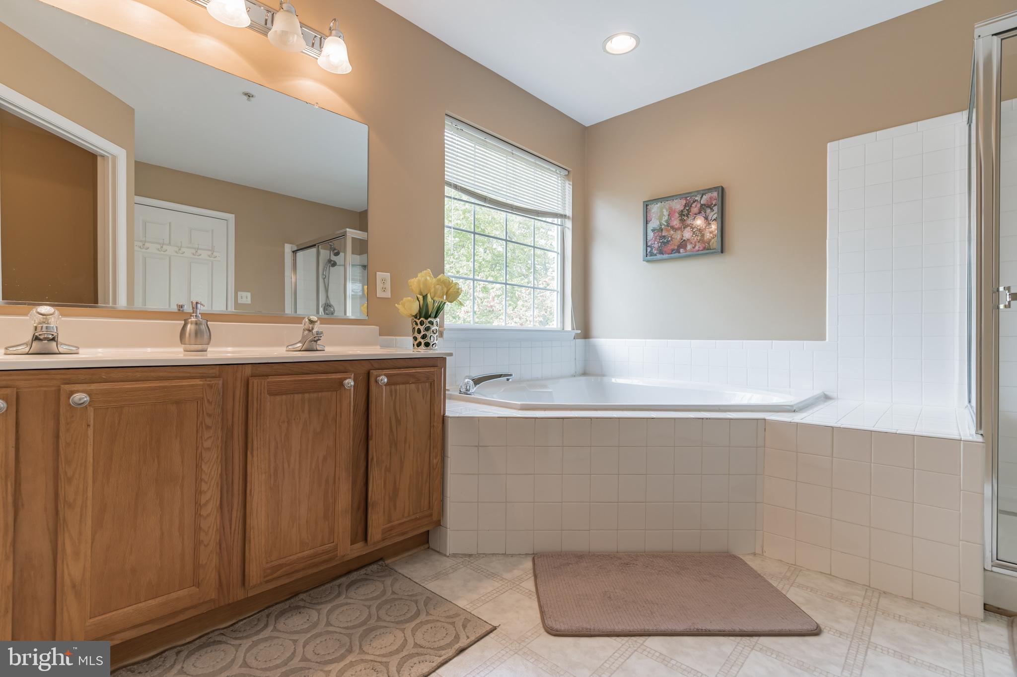 PINEY ORCHARD - Residential