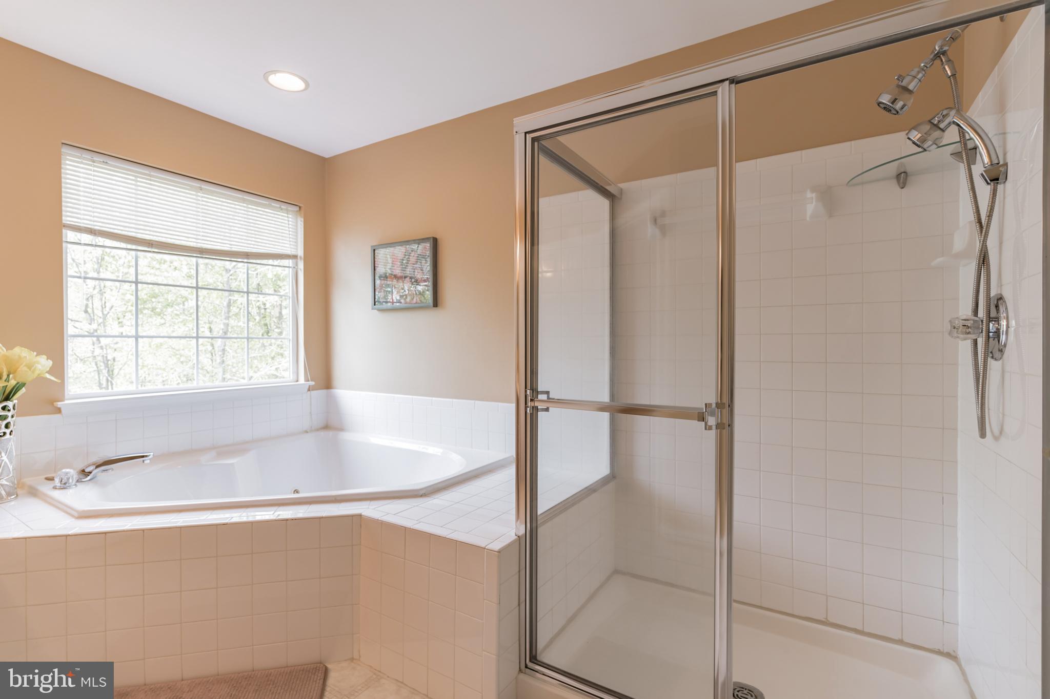 PINEY ORCHARD - Residential