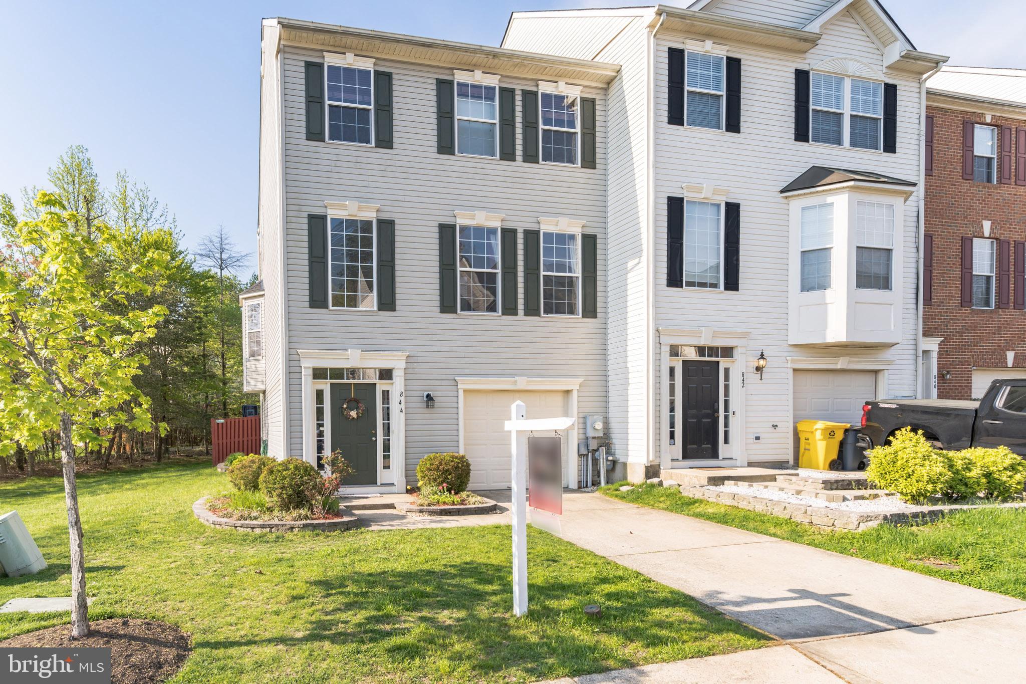 PINEY ORCHARD - Residential