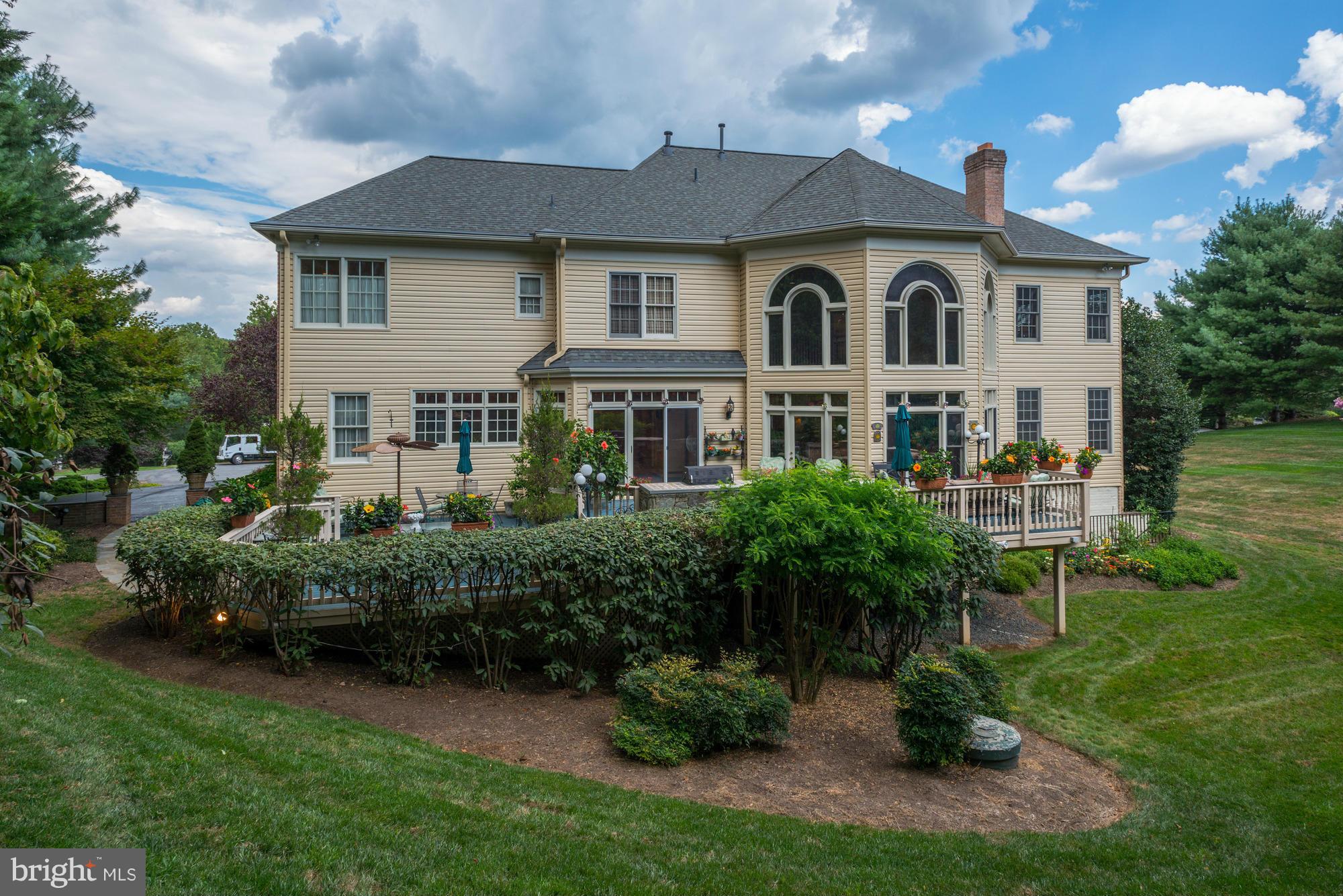 BROWNS LANDING - Residential