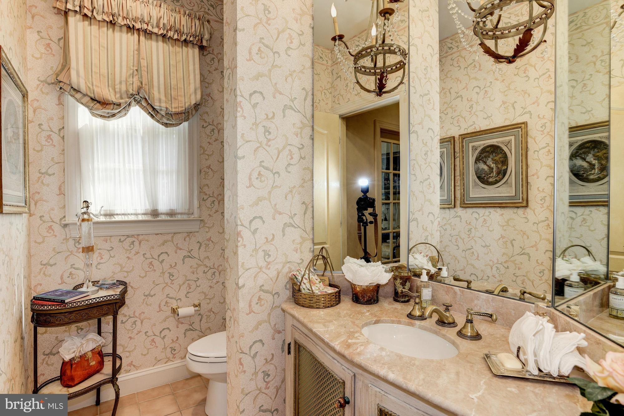 BROWNS LANDING - Residential